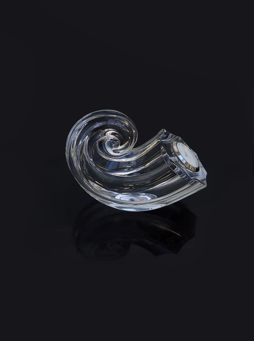 Crystal Shell Clock