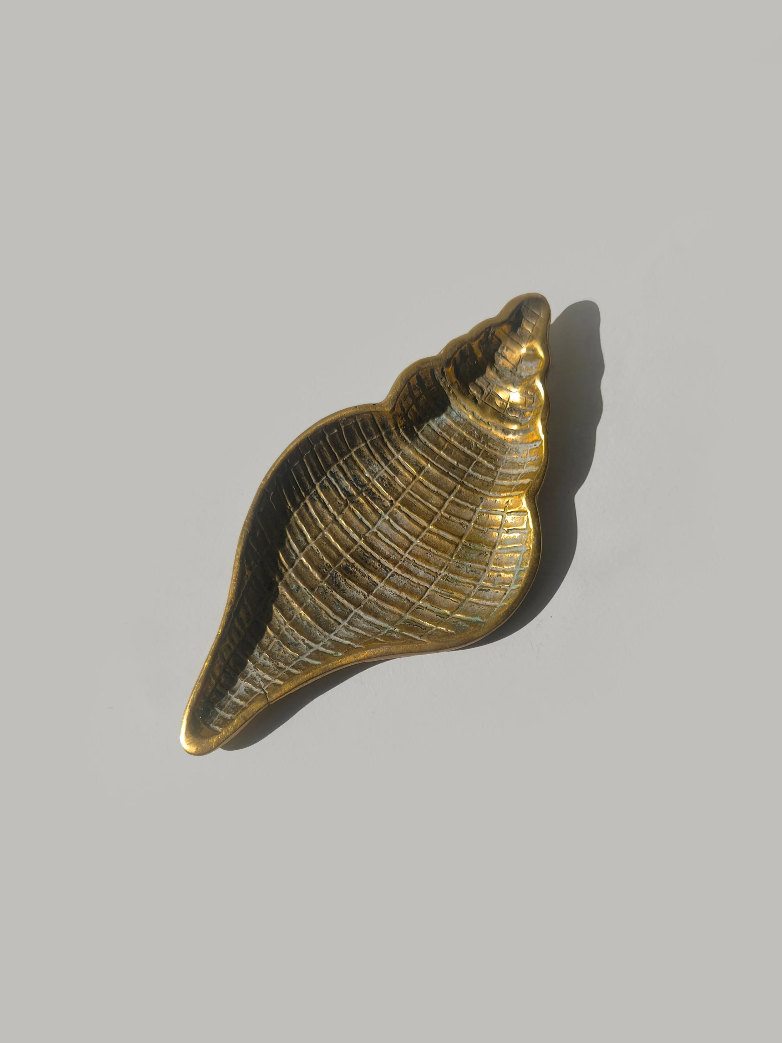 Brass Shell Vide Poche