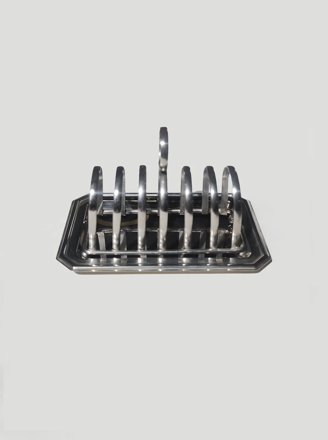 les-objoies-toast-rack-2.jpg