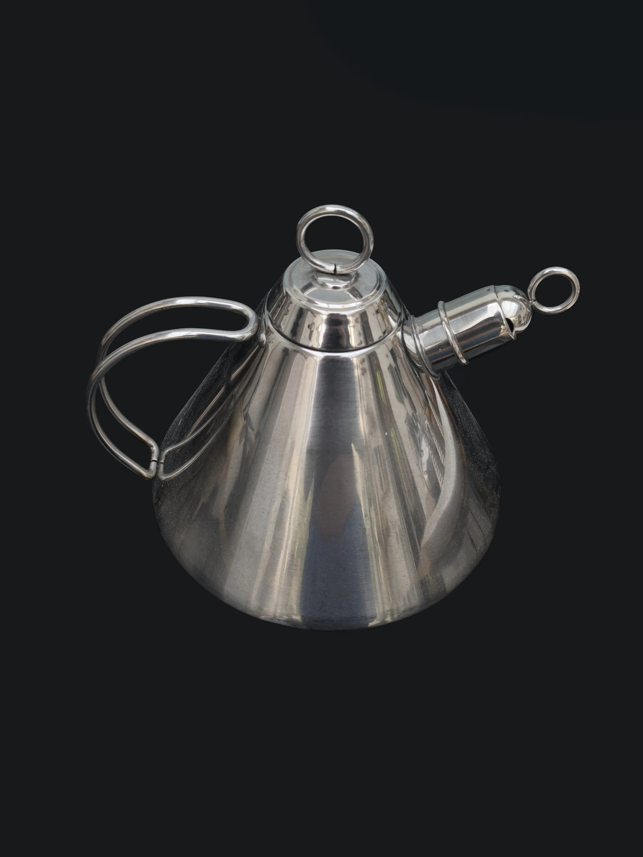 les-objoies-memphis-tea-kettle-steel-5.jpg