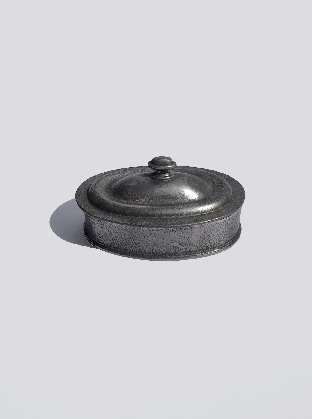 les-objoies-pewter-small-box-oval-3.png