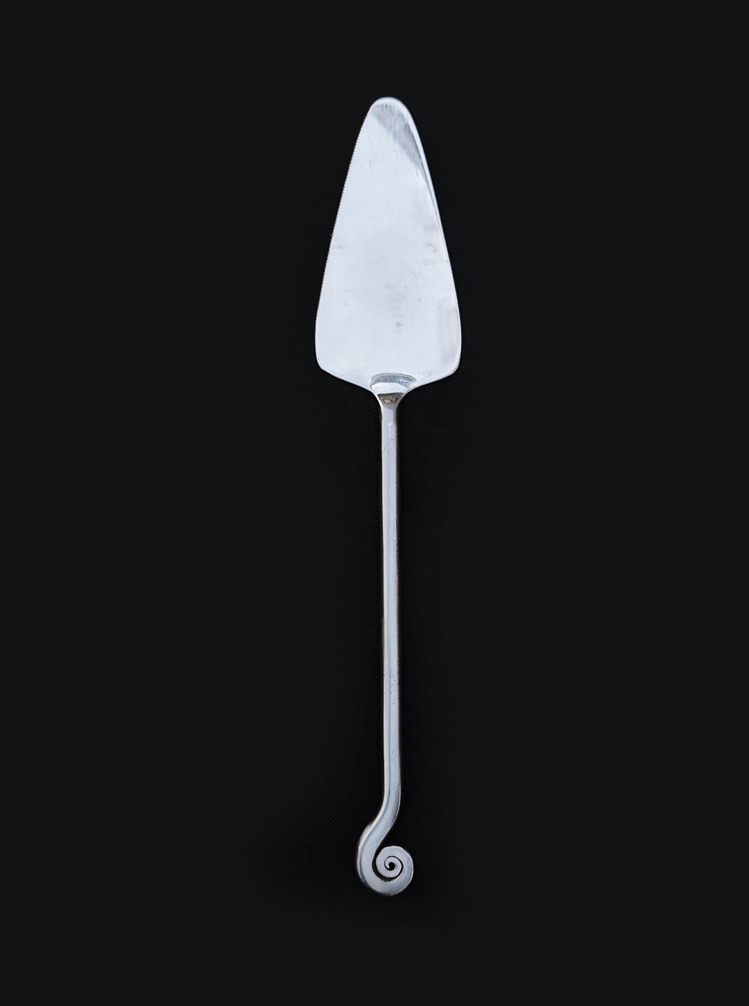 les-objoies-cutlery-cake-server-2.png