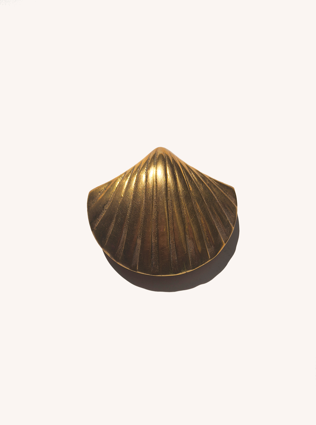 les-objoies-shell-brass-box-3.png