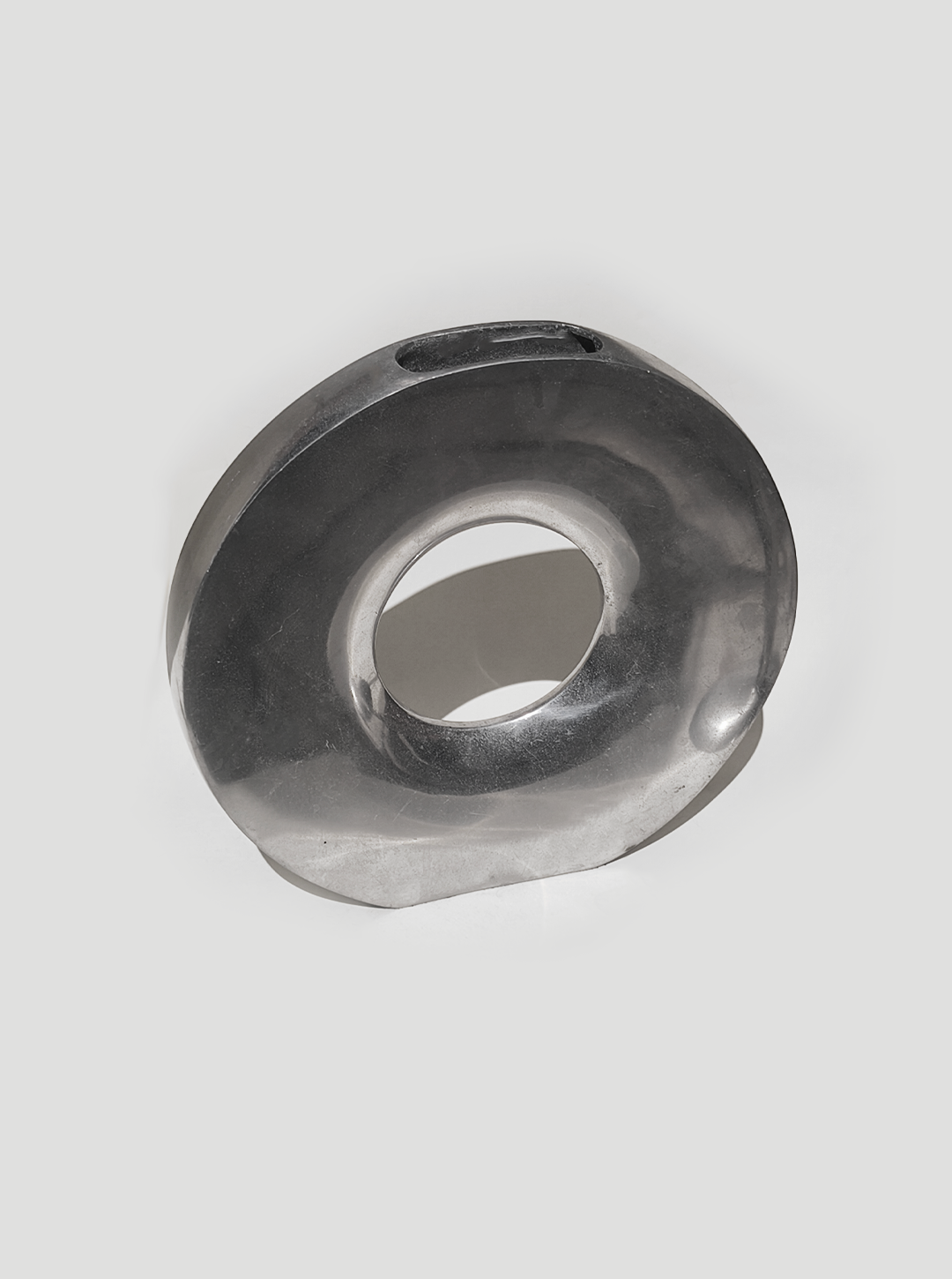 les-objoies-circle-vase-3.png