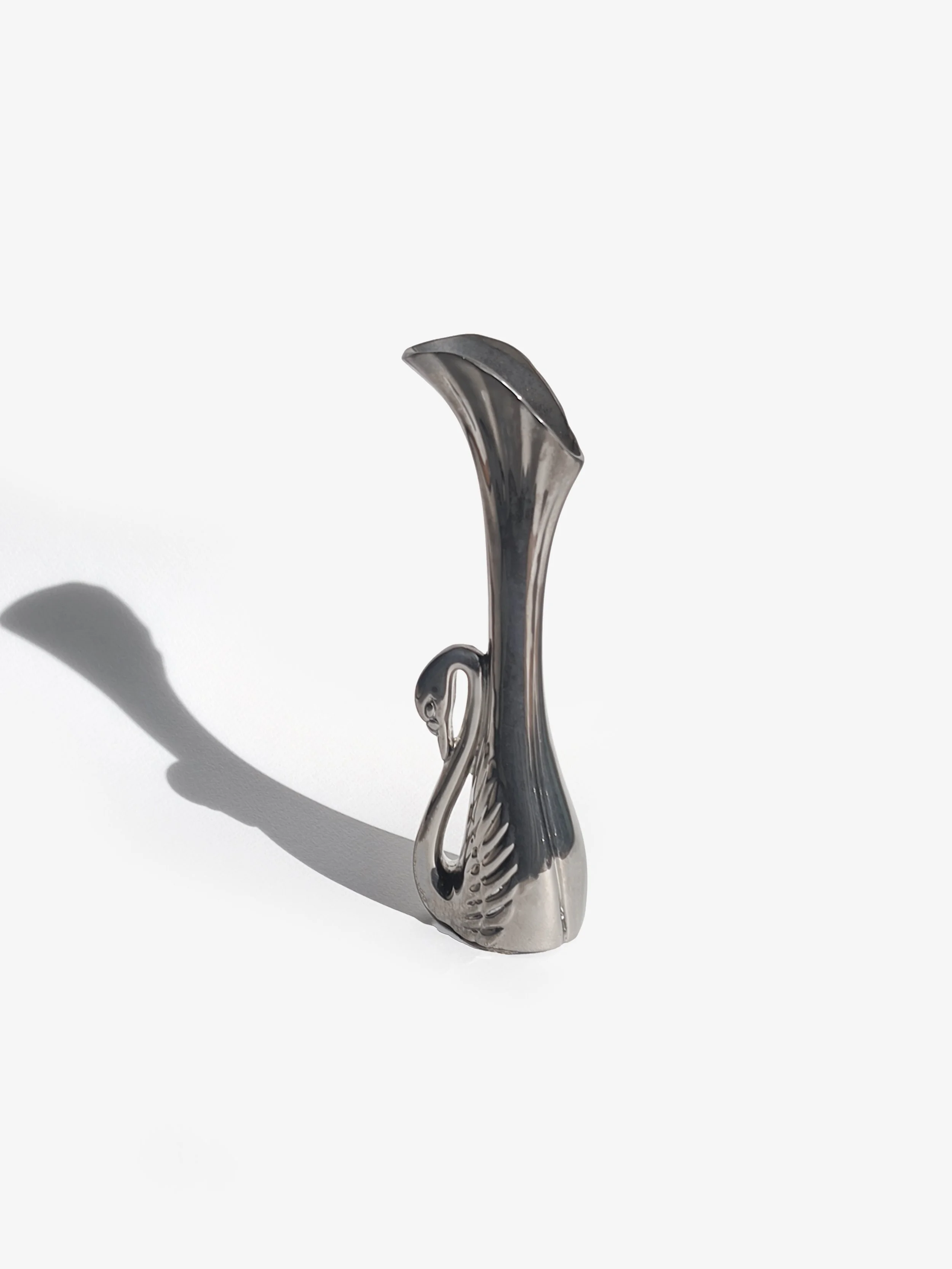 les-objoies-hswan-soliflore-silver.jpg