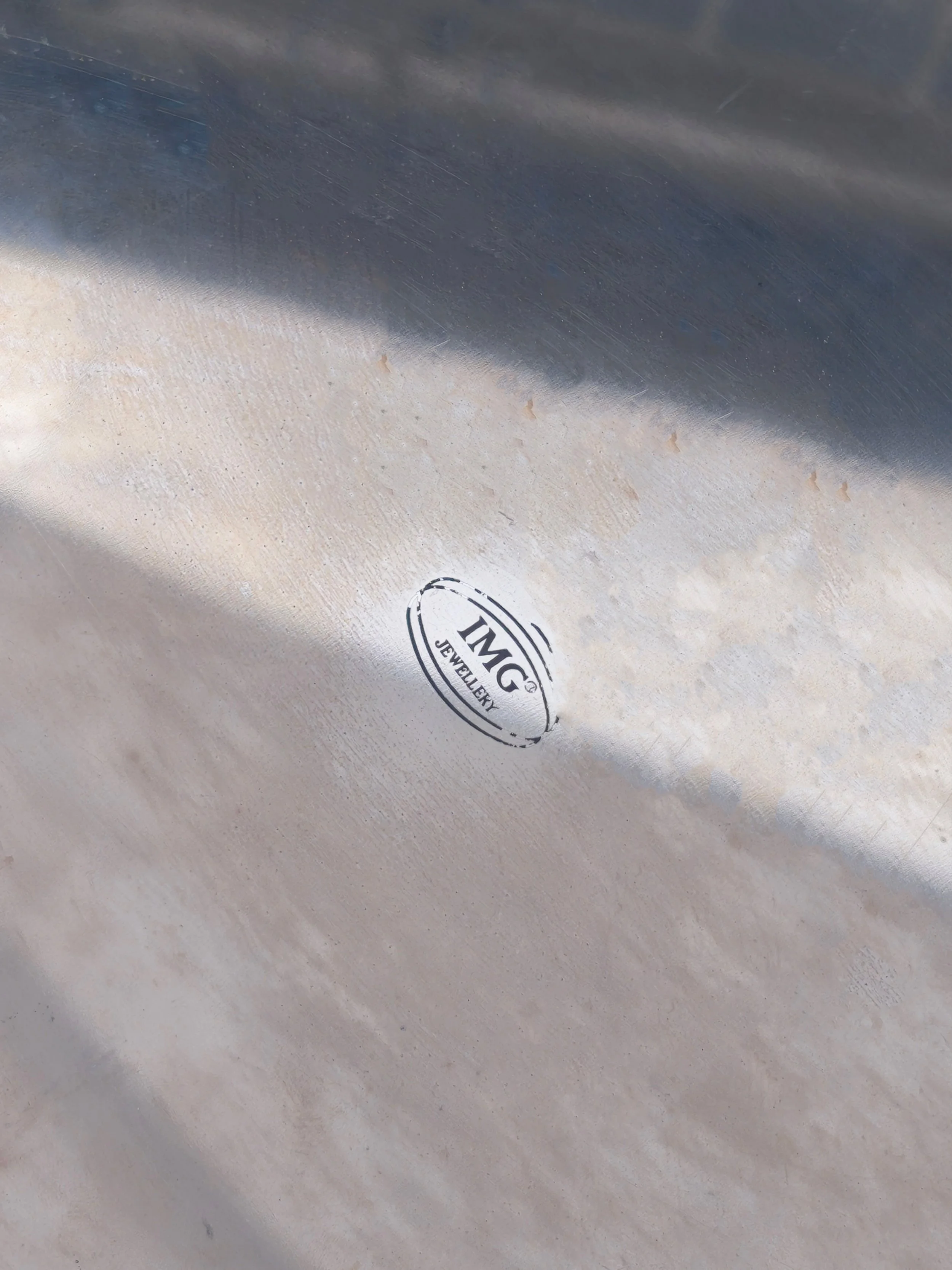 les-objoies-tray-oval-silver-2.jpg