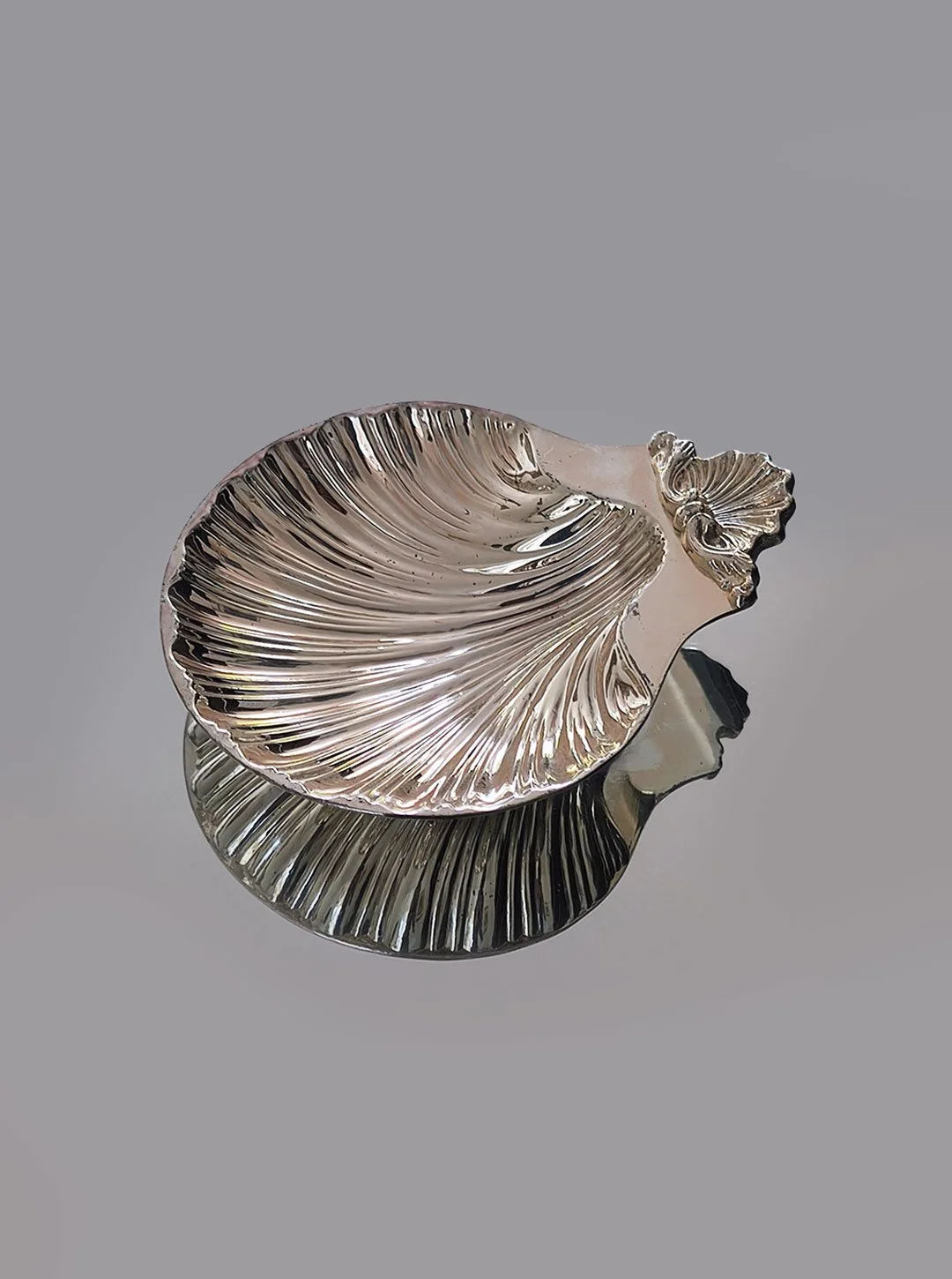 les-objoies-large-shell-vide-poche.jpg