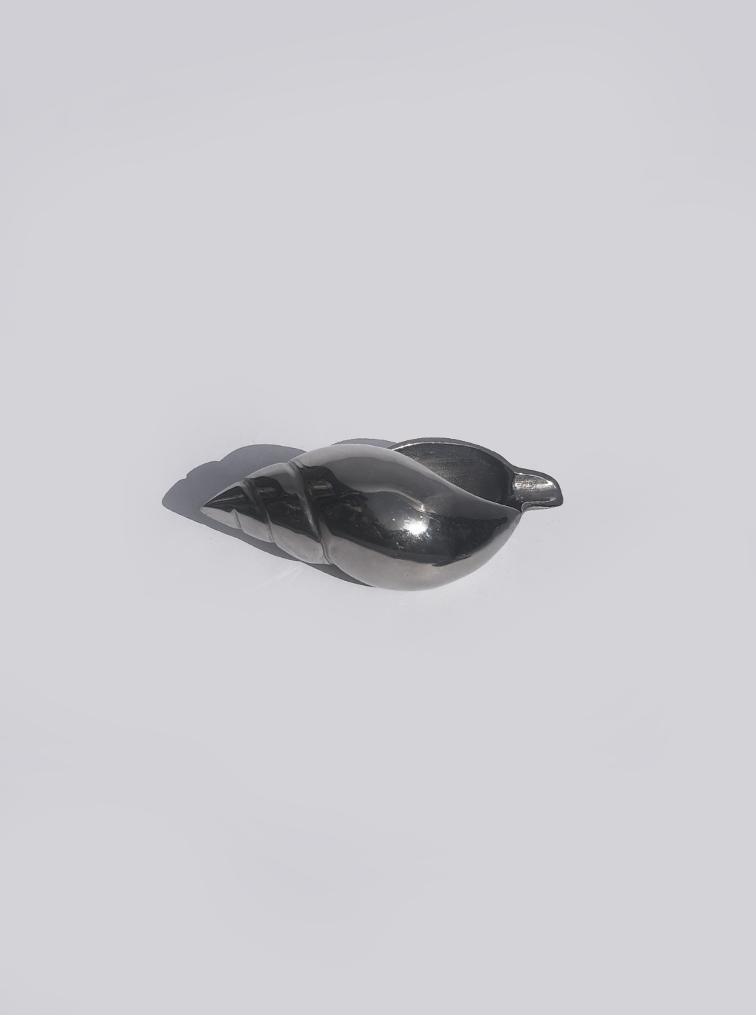 les-objoies-small-ashtray-2.png