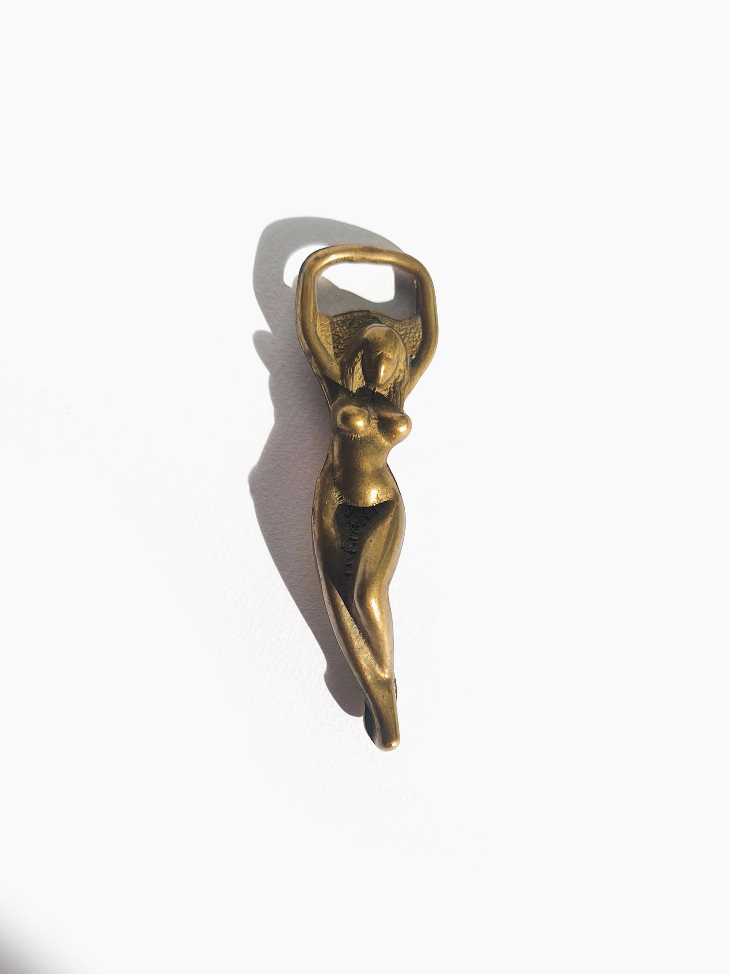 les-objoies-woman-bottle-opener-2.jpg