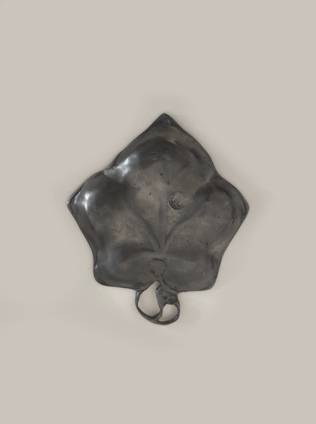 les-objoies-pewter-leaf-vidpoche-4.png