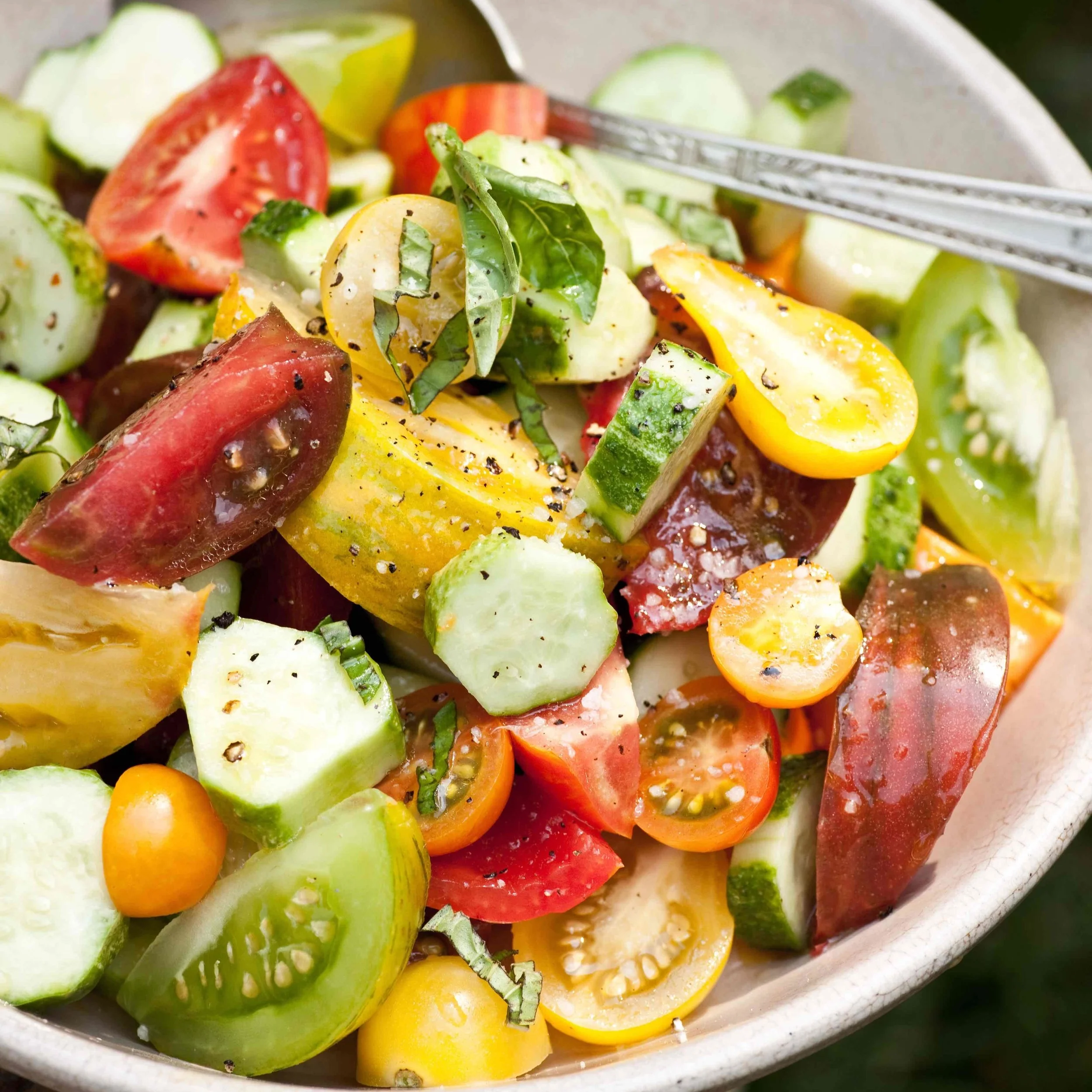 cucumber heirloom tomto salad-sara_shoot2_0150 copy.jpg