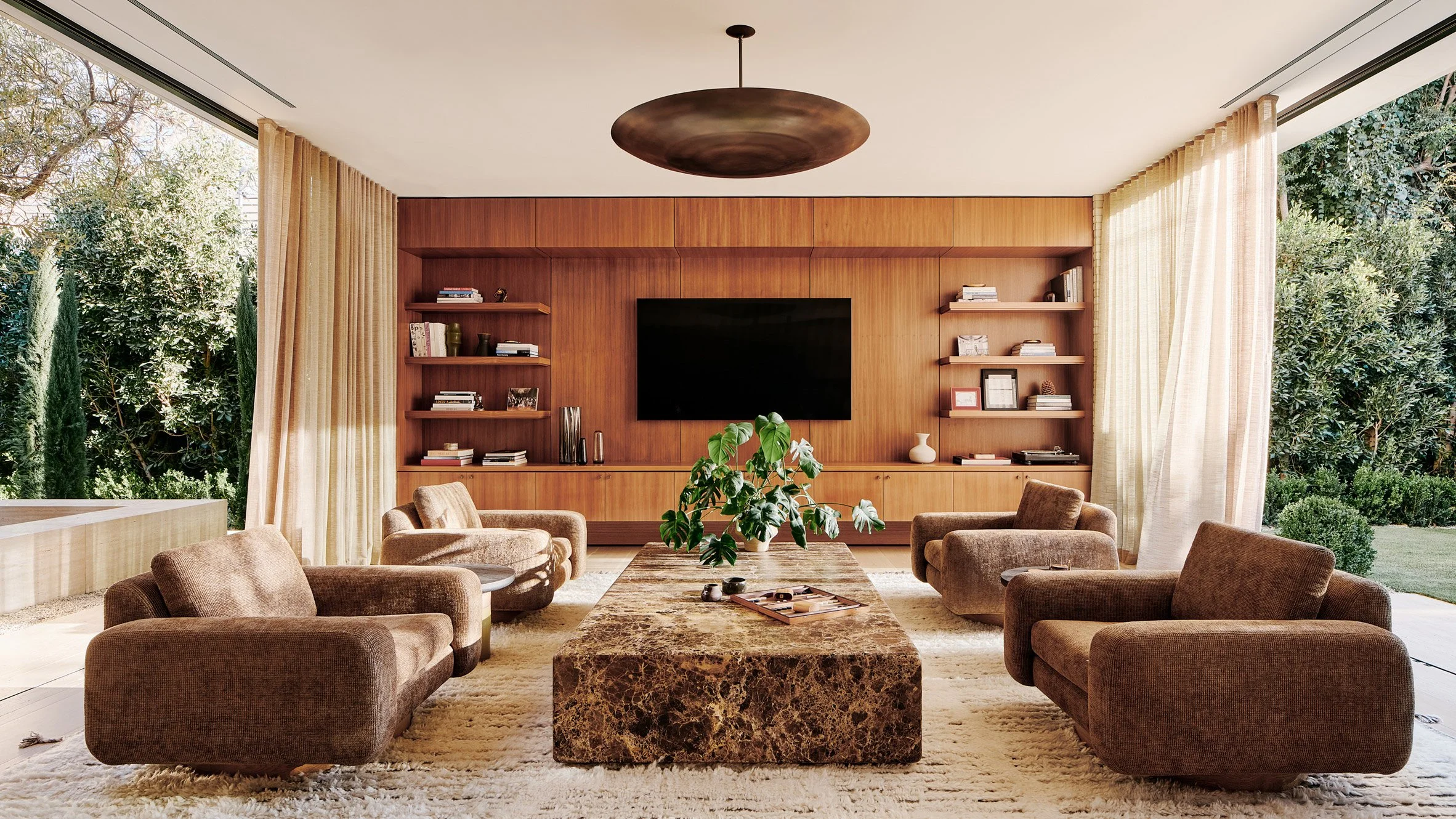 twentieth-house-woods-dangaran_dezeen_2364_hero_0.jpg