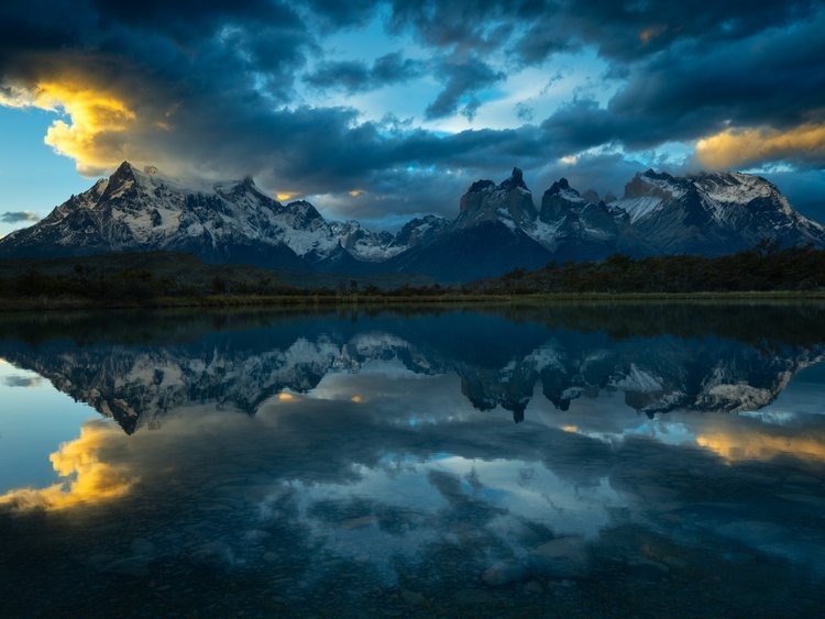 2304_Cuernos,+Torres+del+Paine+NP,+Patagonia_009.jpg