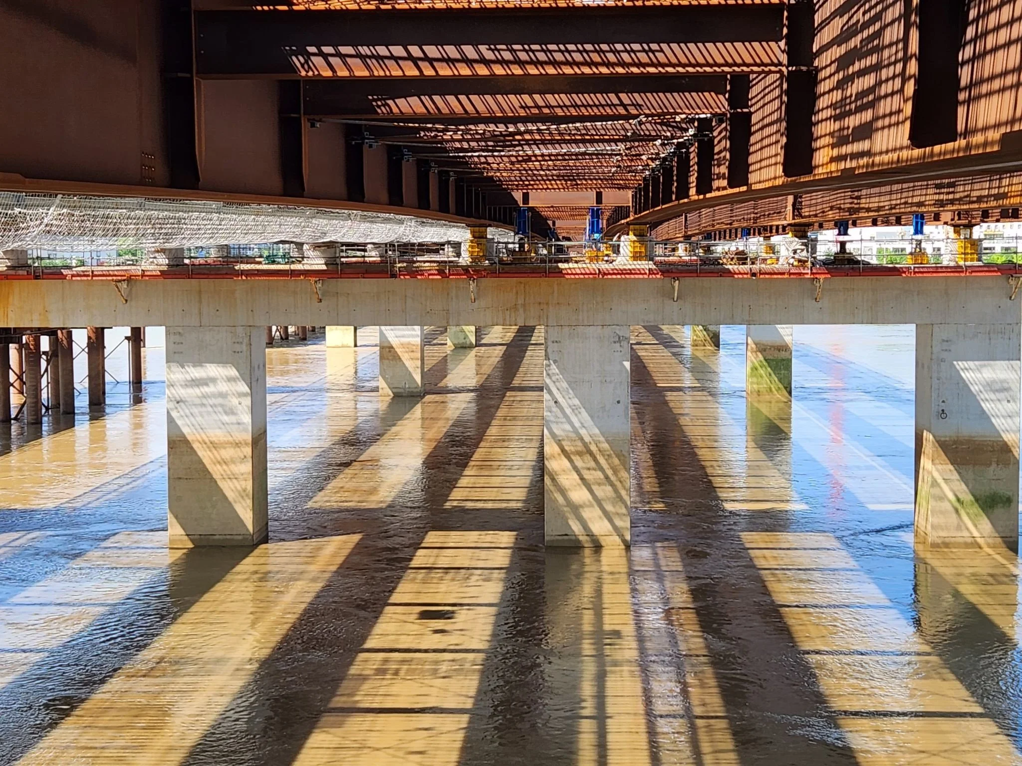 Construction Site visit of the Simone Veil 's bridge