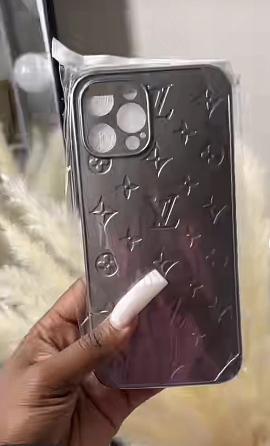 5E25A100-541C-470A-A569-5A398D60EF84