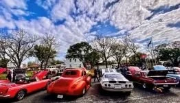 Antique &amp; Classic Car Show