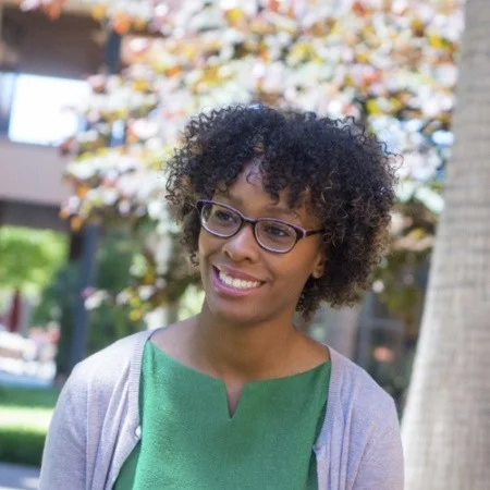 Simone Hill1.png