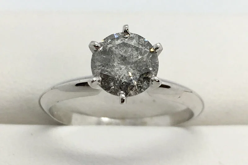 Highlighting the Beauty of Imperfection with Salt and Pepper Diamonds