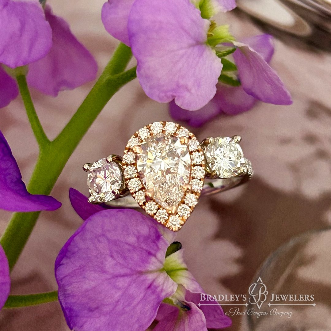 Wesley really made all the right moves! He took his girl Krystal to Captiva for a little vacay for their one year Anniversary&hellip; and just after dinner he took a romantic walk on the beach where he dropped to one knee, with a photographer waiting