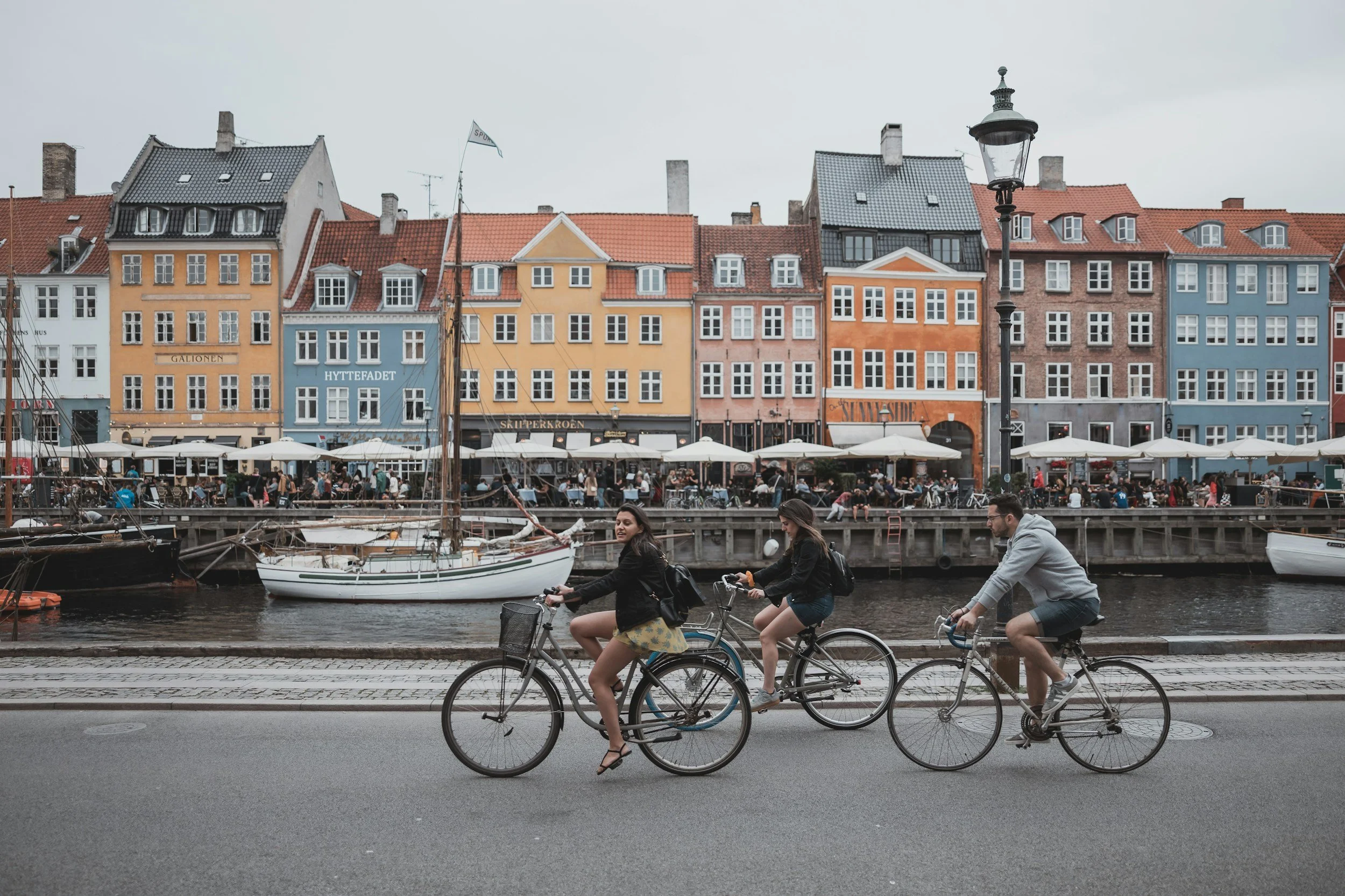 unsplash-image--hwDGRQzAeM.jpg