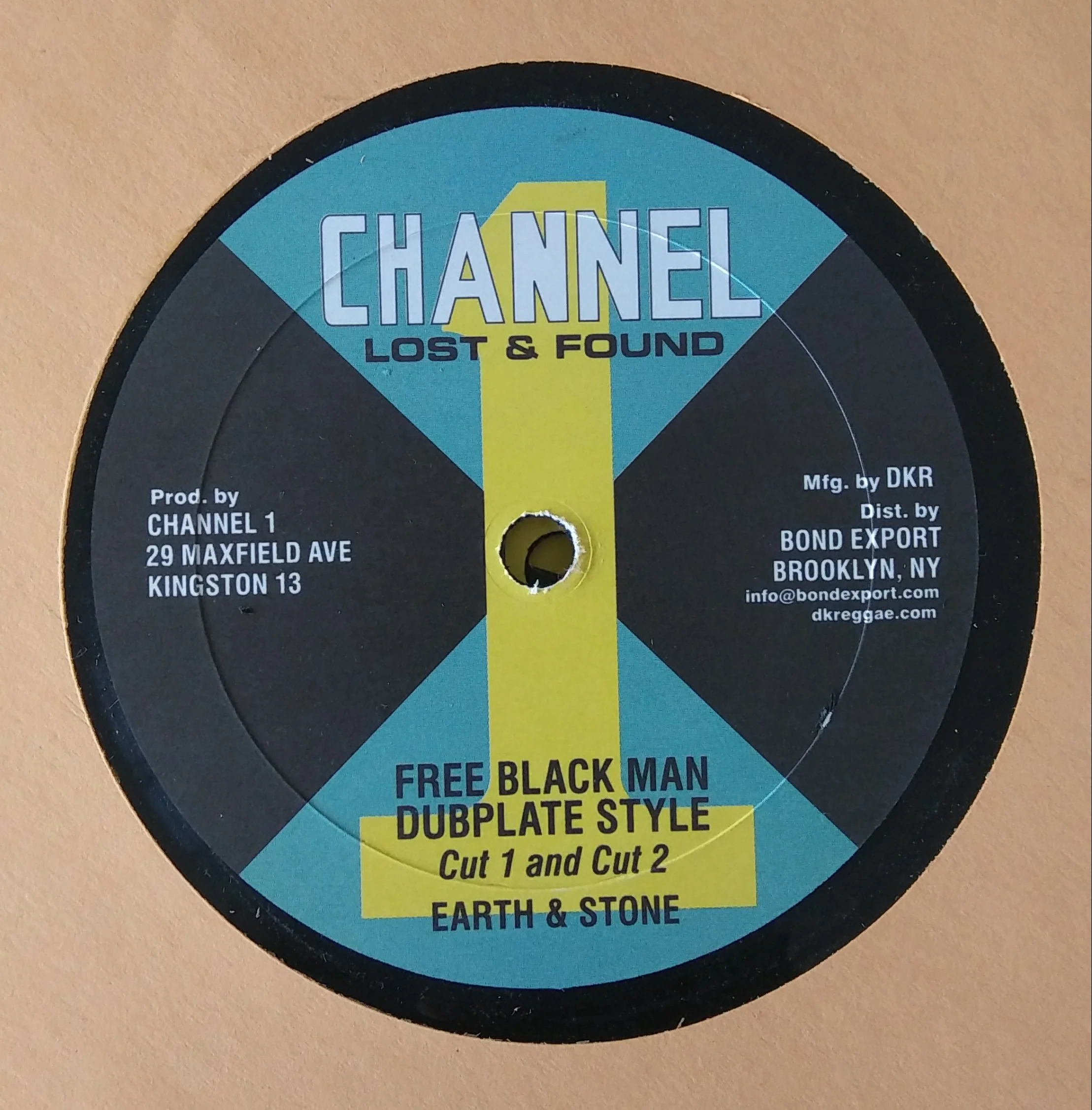 Earth & Stone / I-Roy - Free Black Man - Social Development - 7''