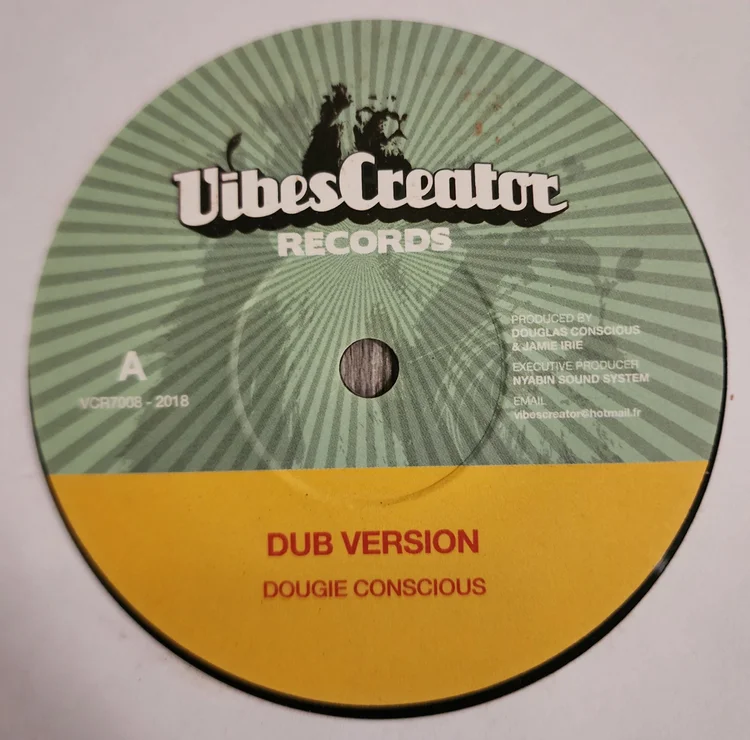 DE2 Carlton Livingston / Di Ras / Digital English / Ras