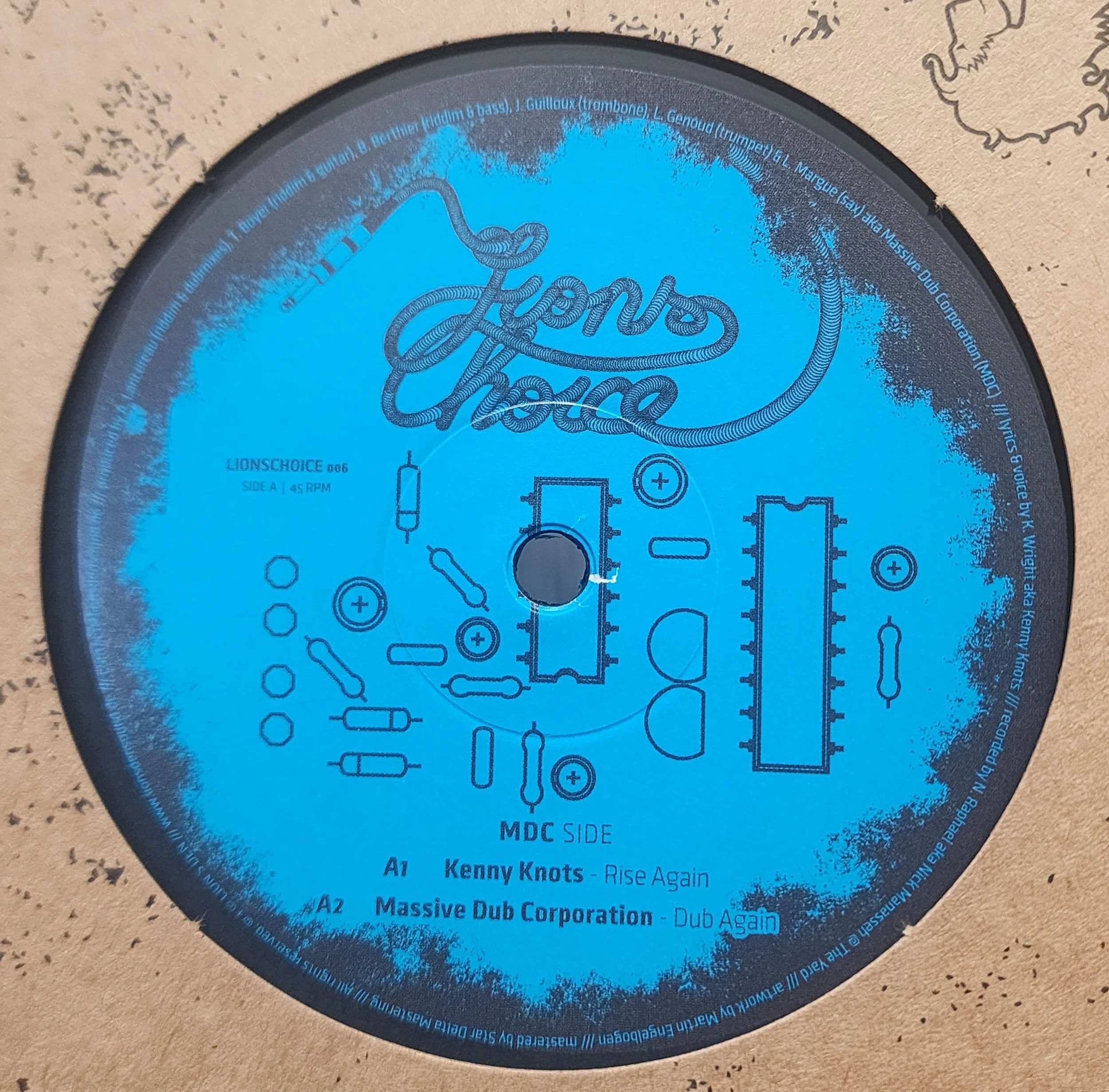 LC006 - Kenny Knots / Massive Dub Corporation / Digitron - Rise Again - 12"