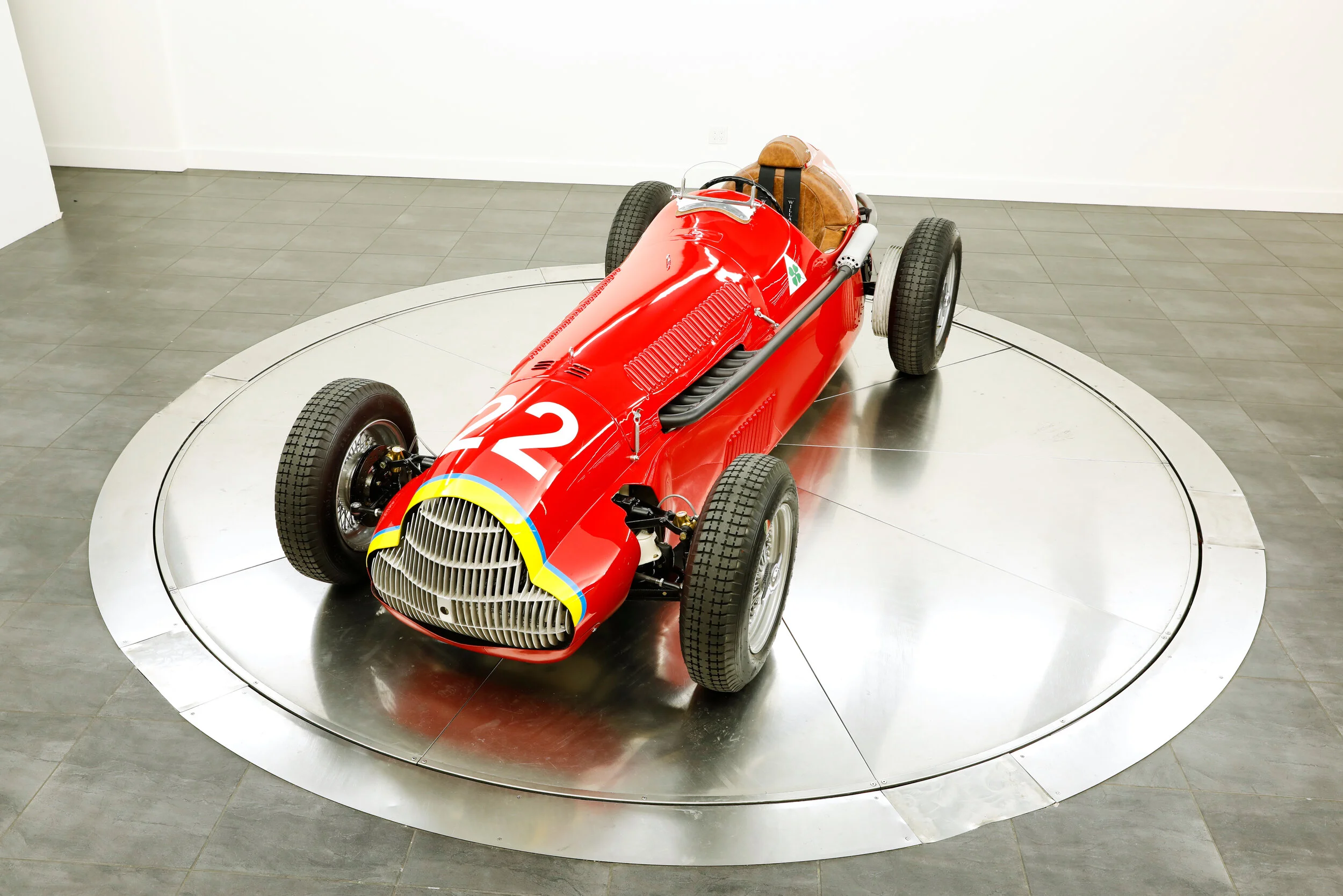 ants turntable13101.jpeg