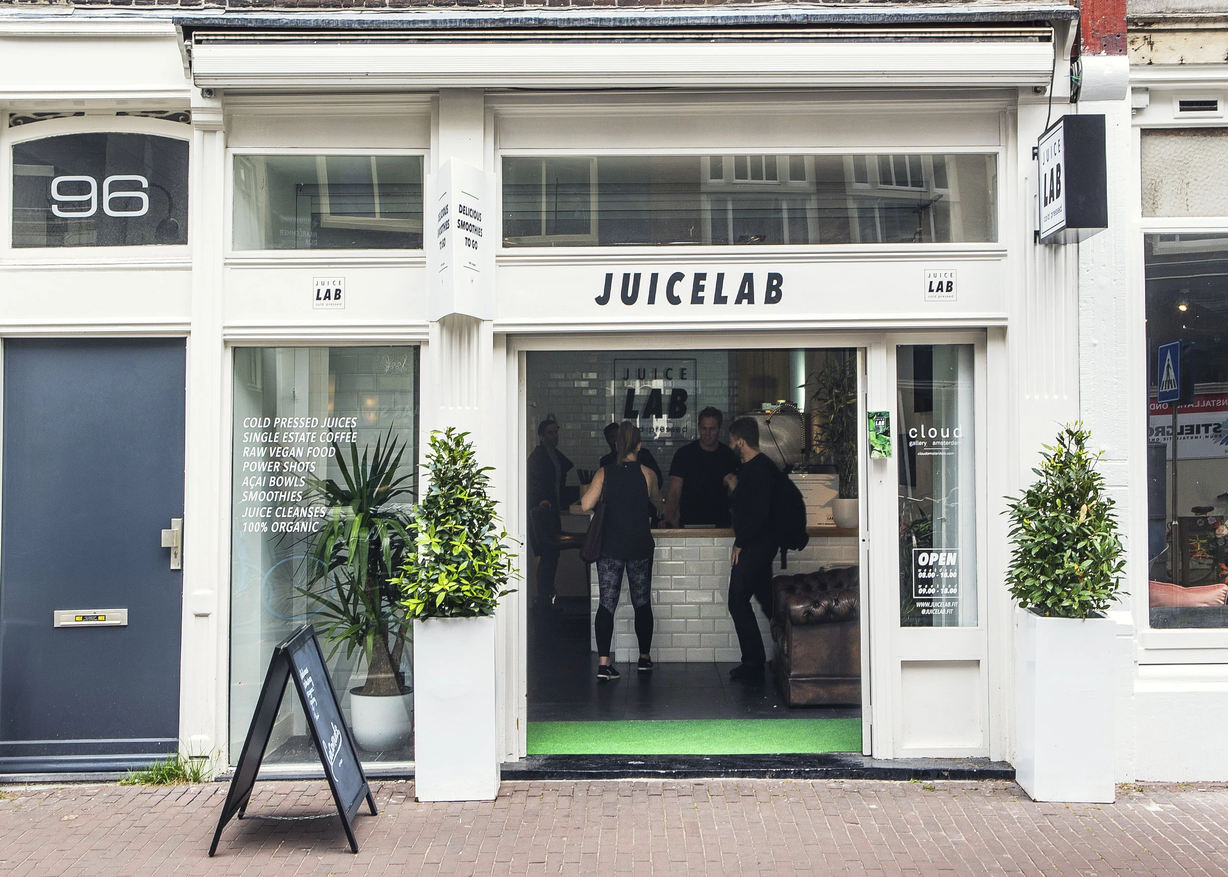 juicelab haarlemmerdijk oustide.jpg