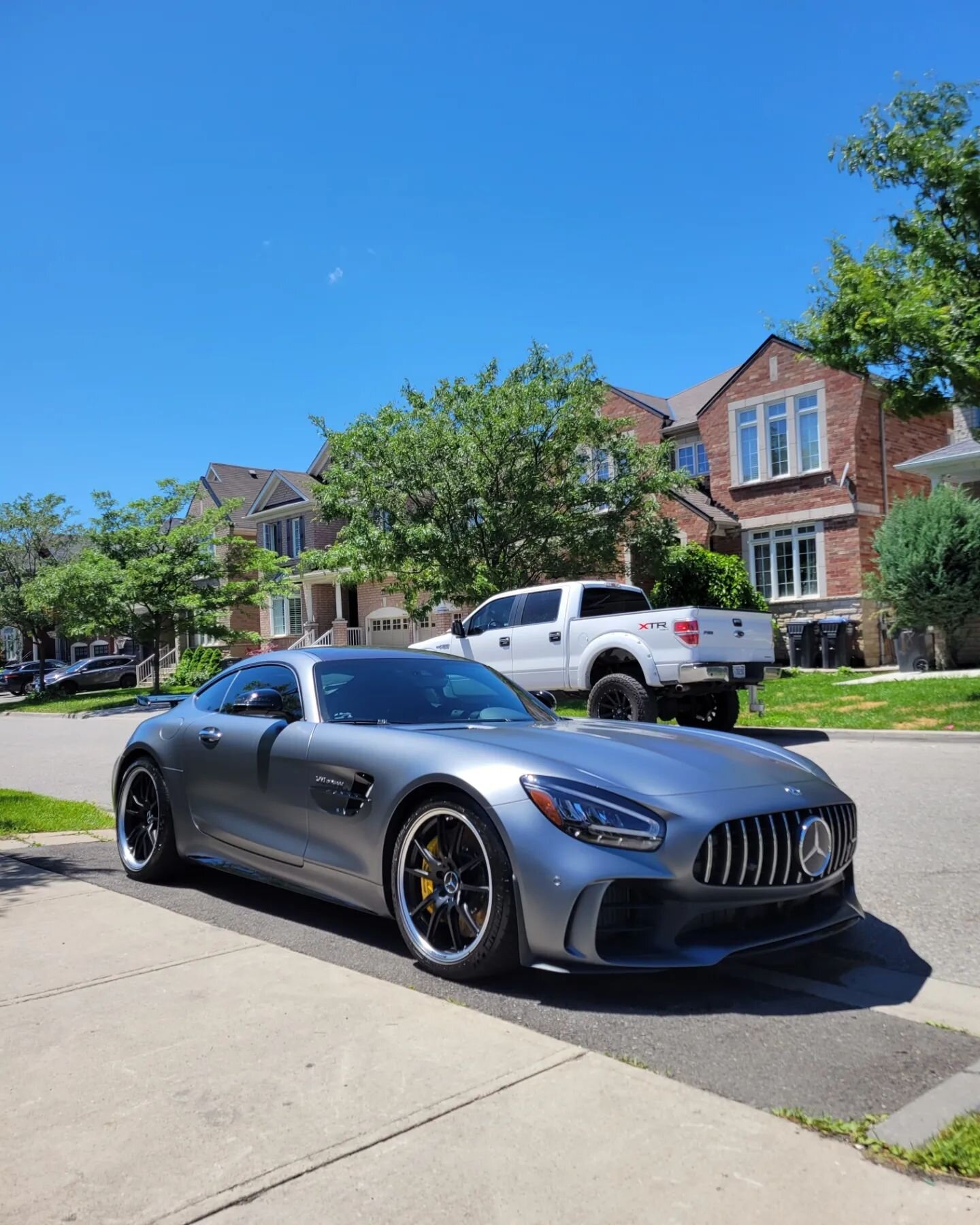 Happy Sunday! This Amg GTR was detailed inside and out. Now she's part of our bi-weekly scheduled mobile detailing.