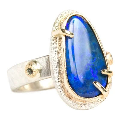 (B38)B.opal ring angle_WEB-2.jpg