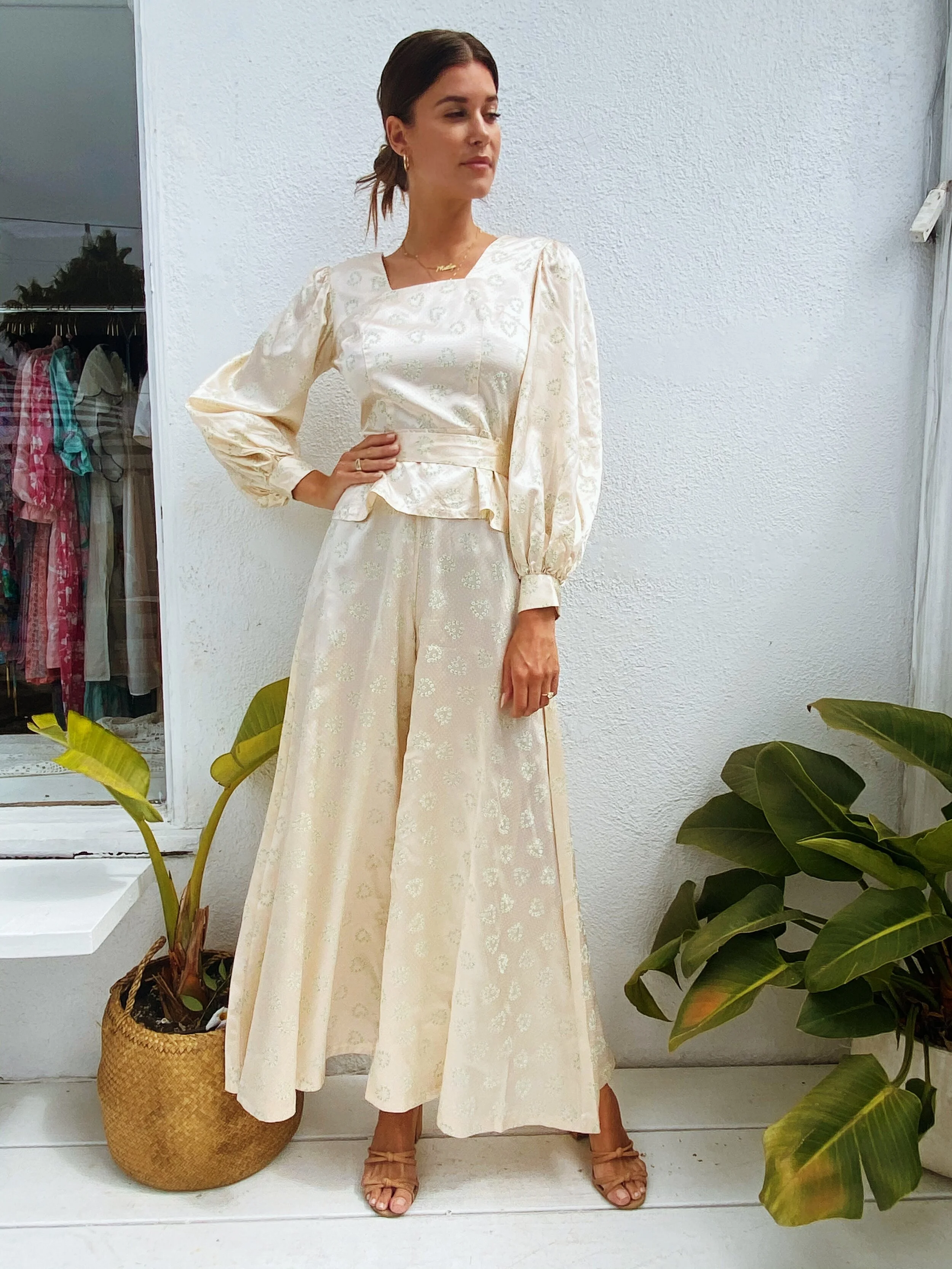 006660D0-5D7C-46DC-9B4B-AB91D8C5369B