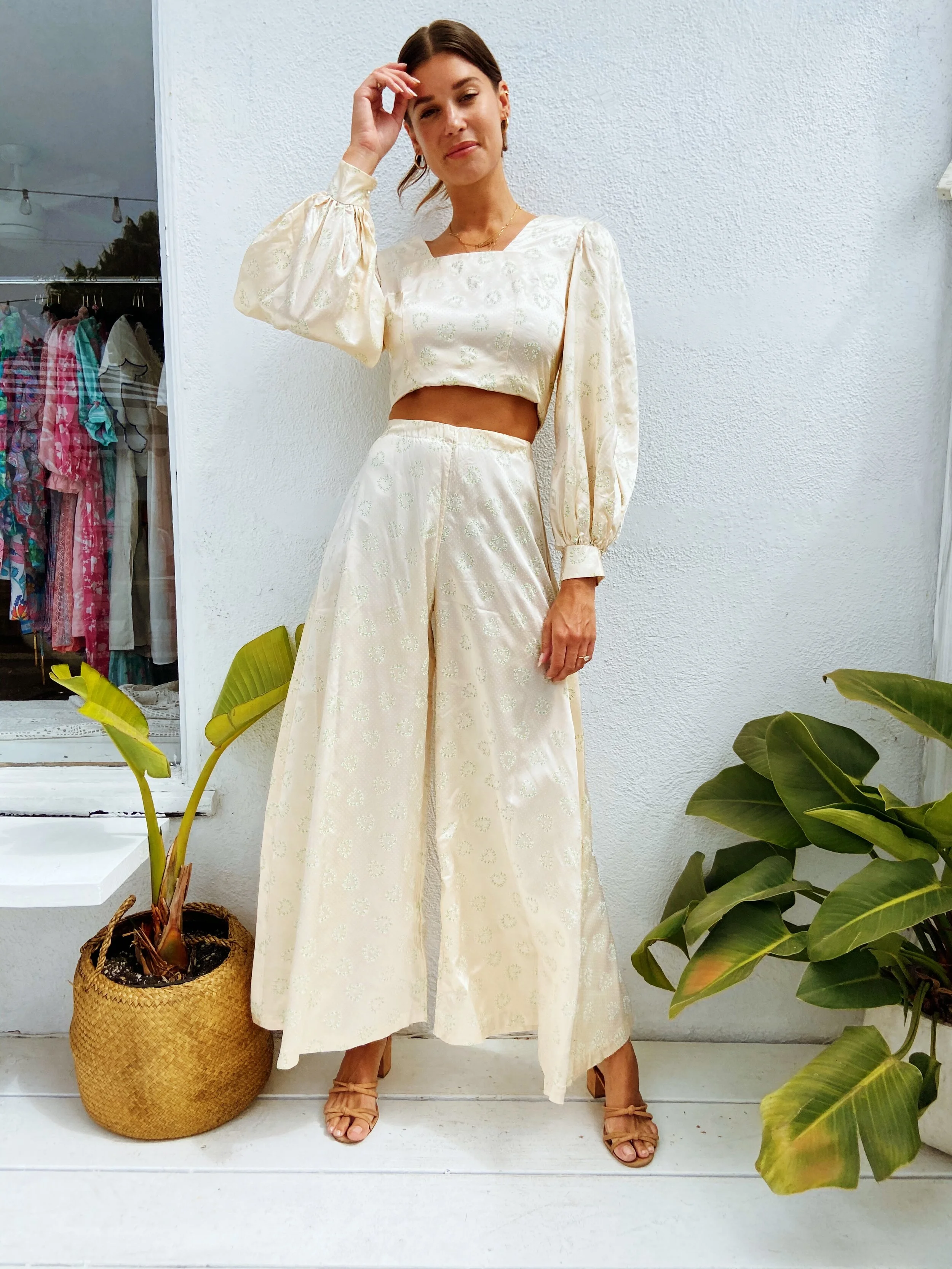 39CE21E3-14D5-48EB-B15B-0B352FA4E654