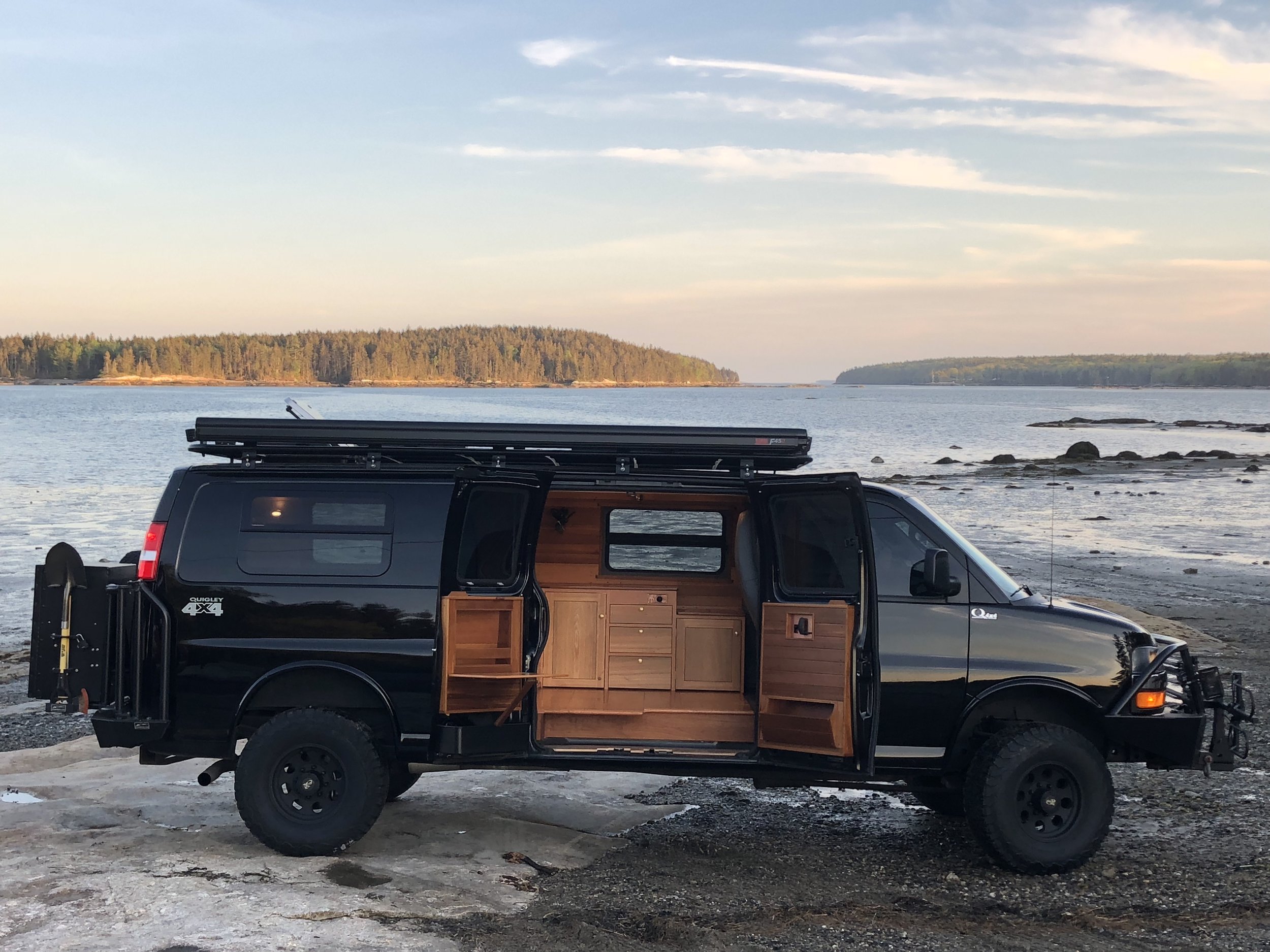 custom off road vans