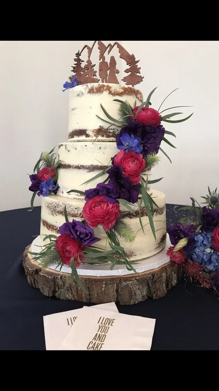 Semi Naked Style Cake