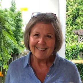 sally-edwards_2.jpg