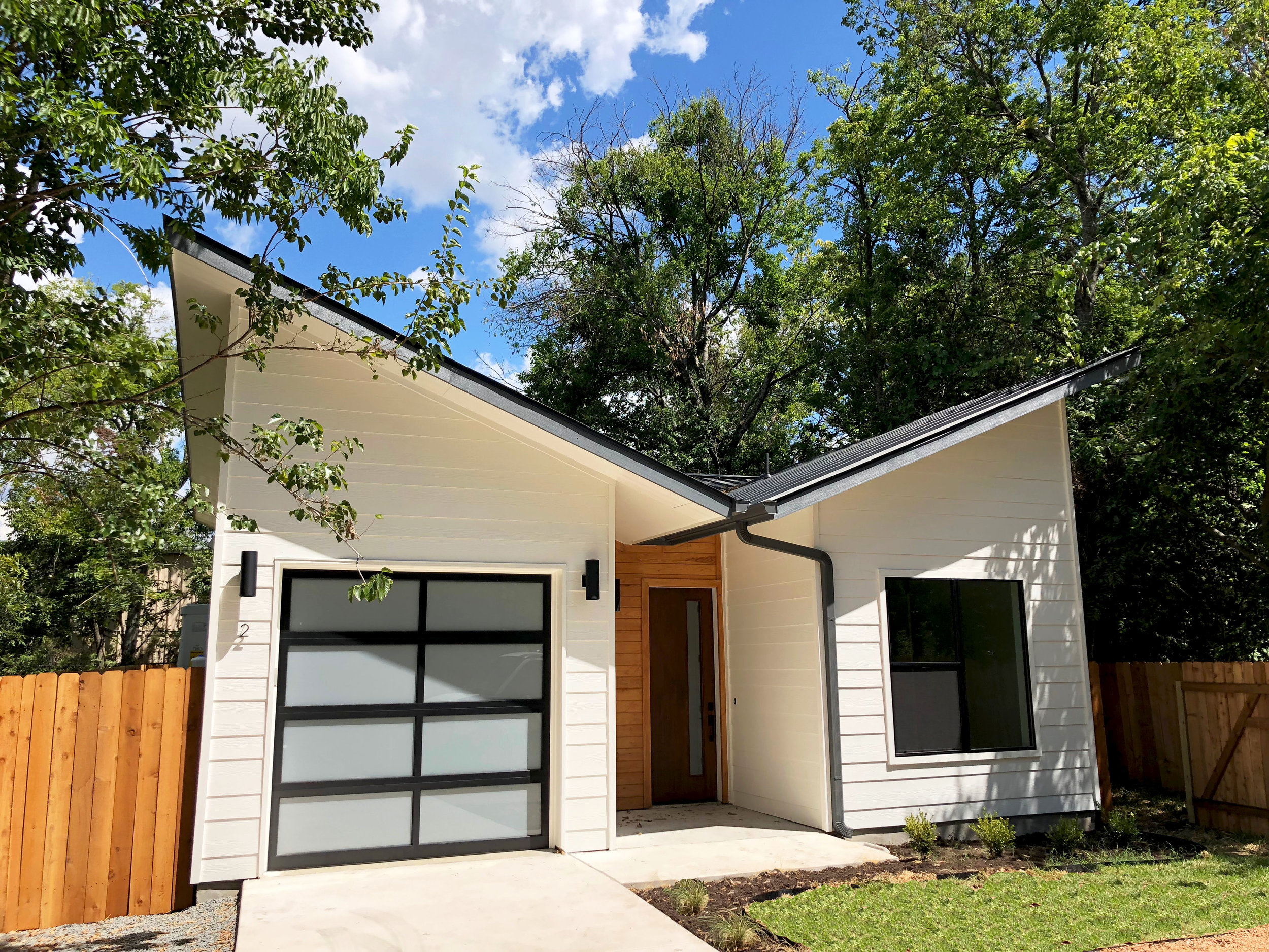 1127 1/2 gunter street unit 2, austin tx 78702 (SOLD) Bedrooms: 3 | bathrooms: 2 | size: 1,088 sqft