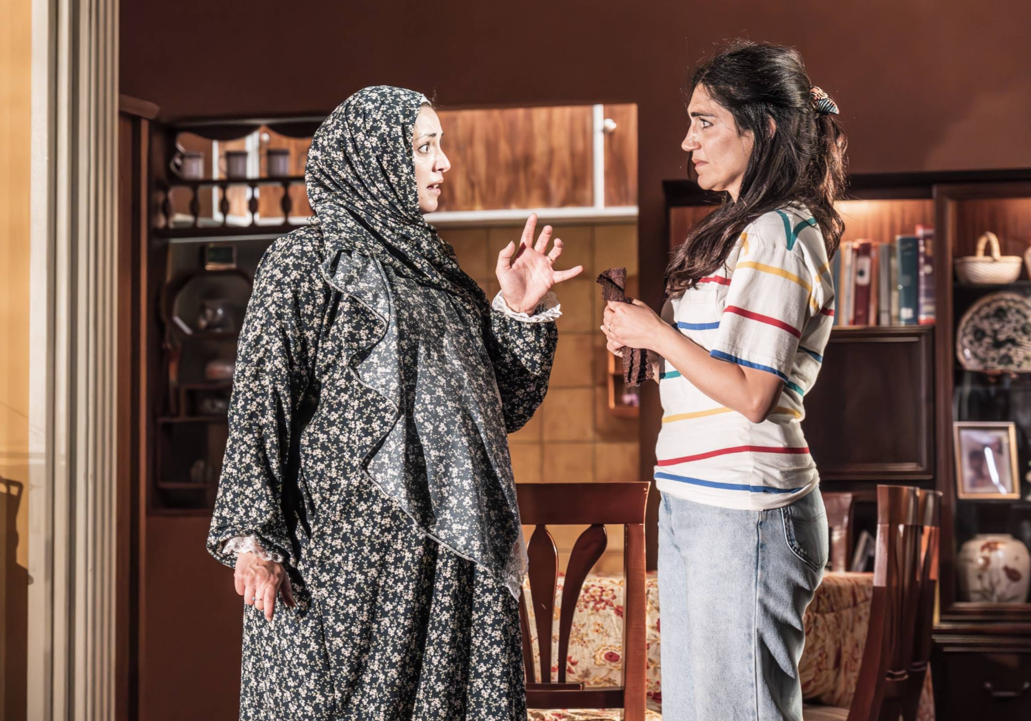 Mona Goodwin in Under the Shadow