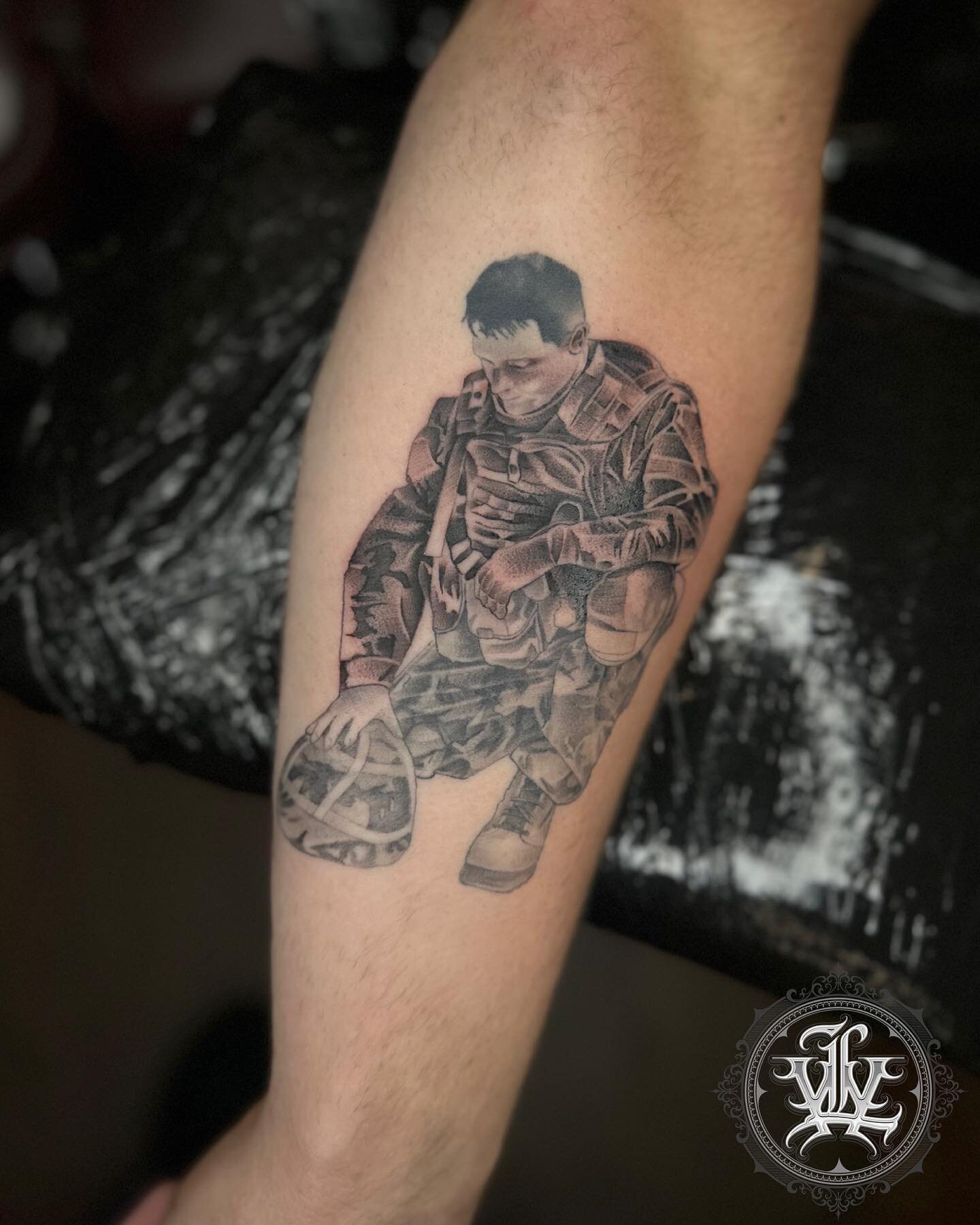 S O L D I E R
Tattooed on @s.west02 
Thank you 🙏 

F A C E B O O K - Liam Wilkinson Tattooer
For Booking enquires DM or
Email 📧 Liamwilkinson.tattooer@outlook.com
#tattoo  #tattoos #tattooartist #ink #inkedup #uktta #uk #bnginksoceity #bngink #theb