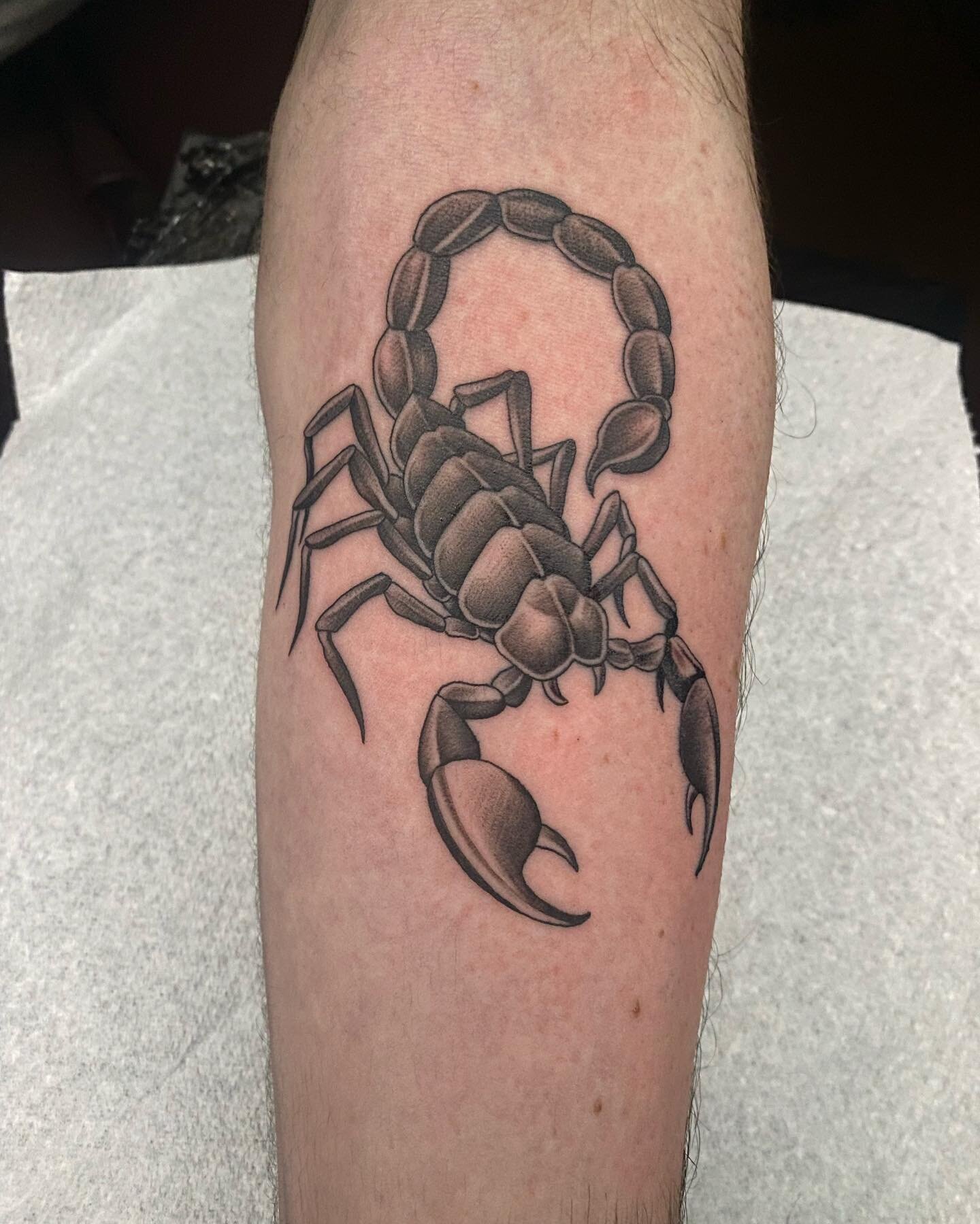 Fresh piece on @kane_foord 
All 3rl

Thank you for your trust 🙏

www.Liamwilkinsontattooer.com

https://www.facebook.com/LiamWilkinson.Tattooer/

https://www.instagram.com/liamwilkinson.tattooer/

For all booking enquires inbox or 
Email. Liamwilkin