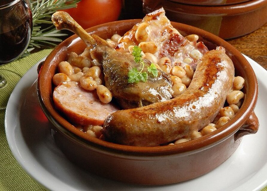 The Cassoulet for two is at Bistronomic tonight!!!
Too good to b missed! 🇫🇷❤️🇫🇷