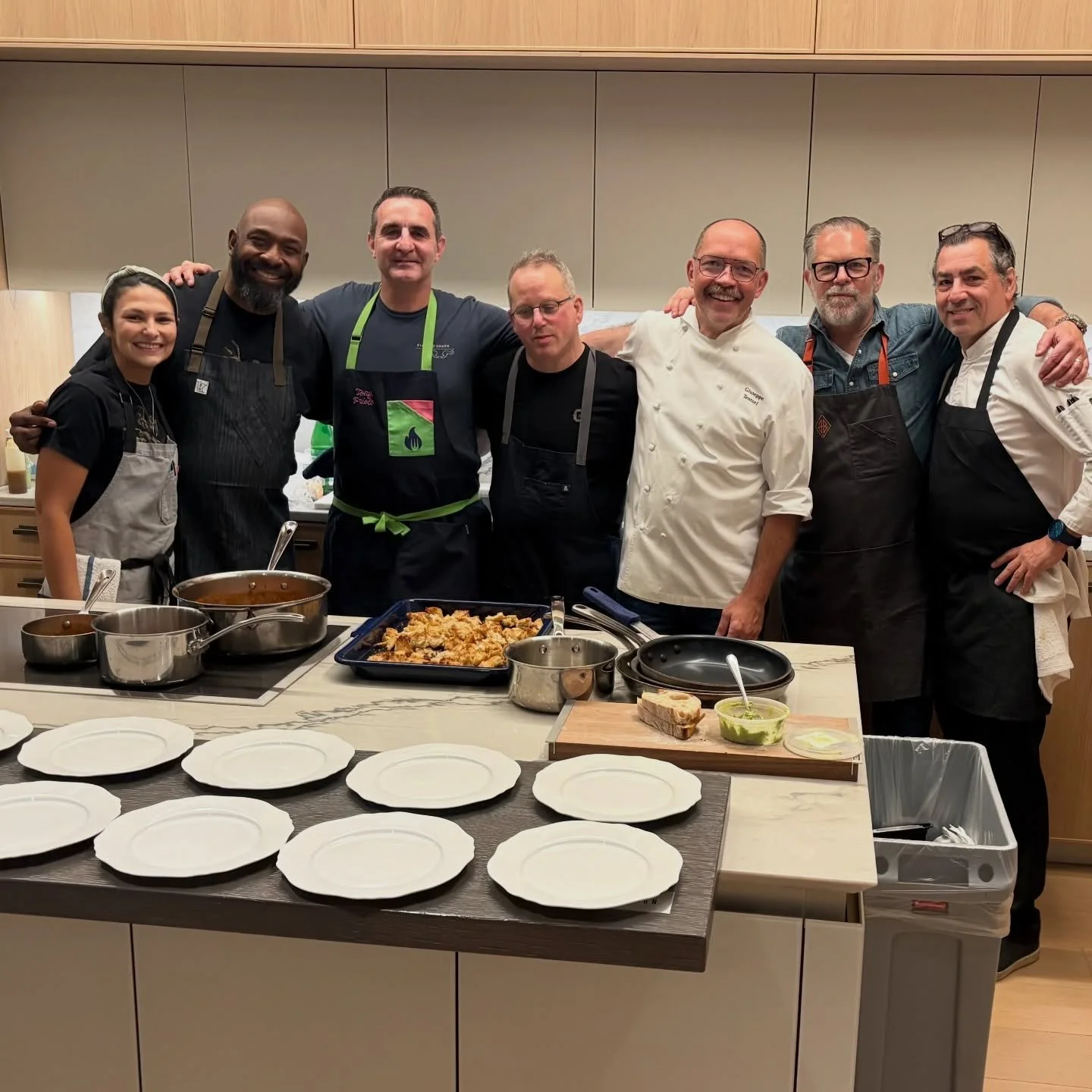 Cooking for the right reasons.  When some of Chicago&rsquo;s best Chefs come together for a good cause.

From right to left
Martial Noguier, John Manion, Giuseppe Tentori, Paul Kahan, Toni Priolo, Eric Williams, Becky Pendola