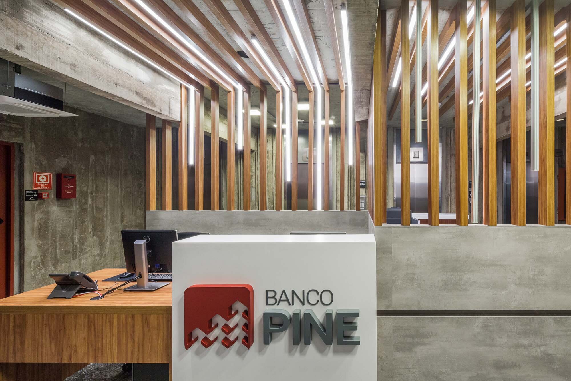 banco pine 24.jpg