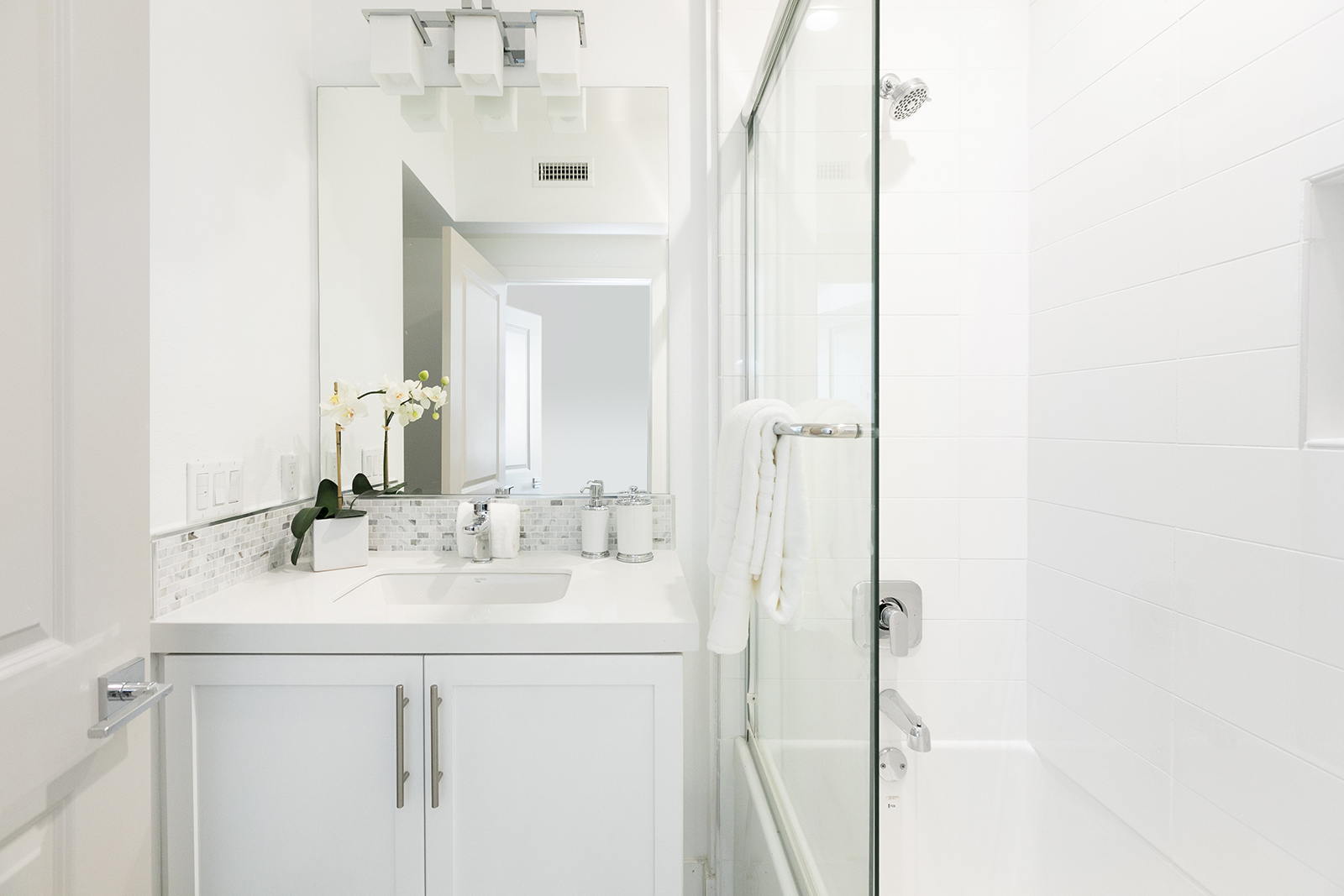 Home #2 - 3 BED | 3.5 BATH | 1,671 SF