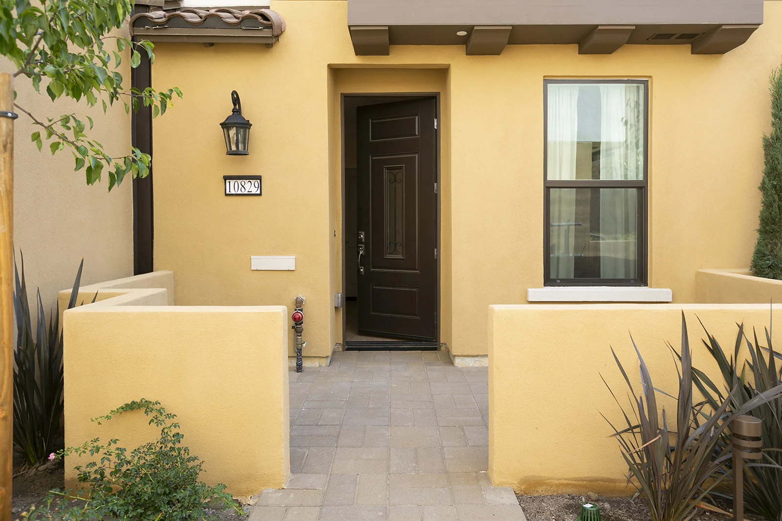 Home #2 - 3 BED | 3.5 BATH | 1,671 SF
