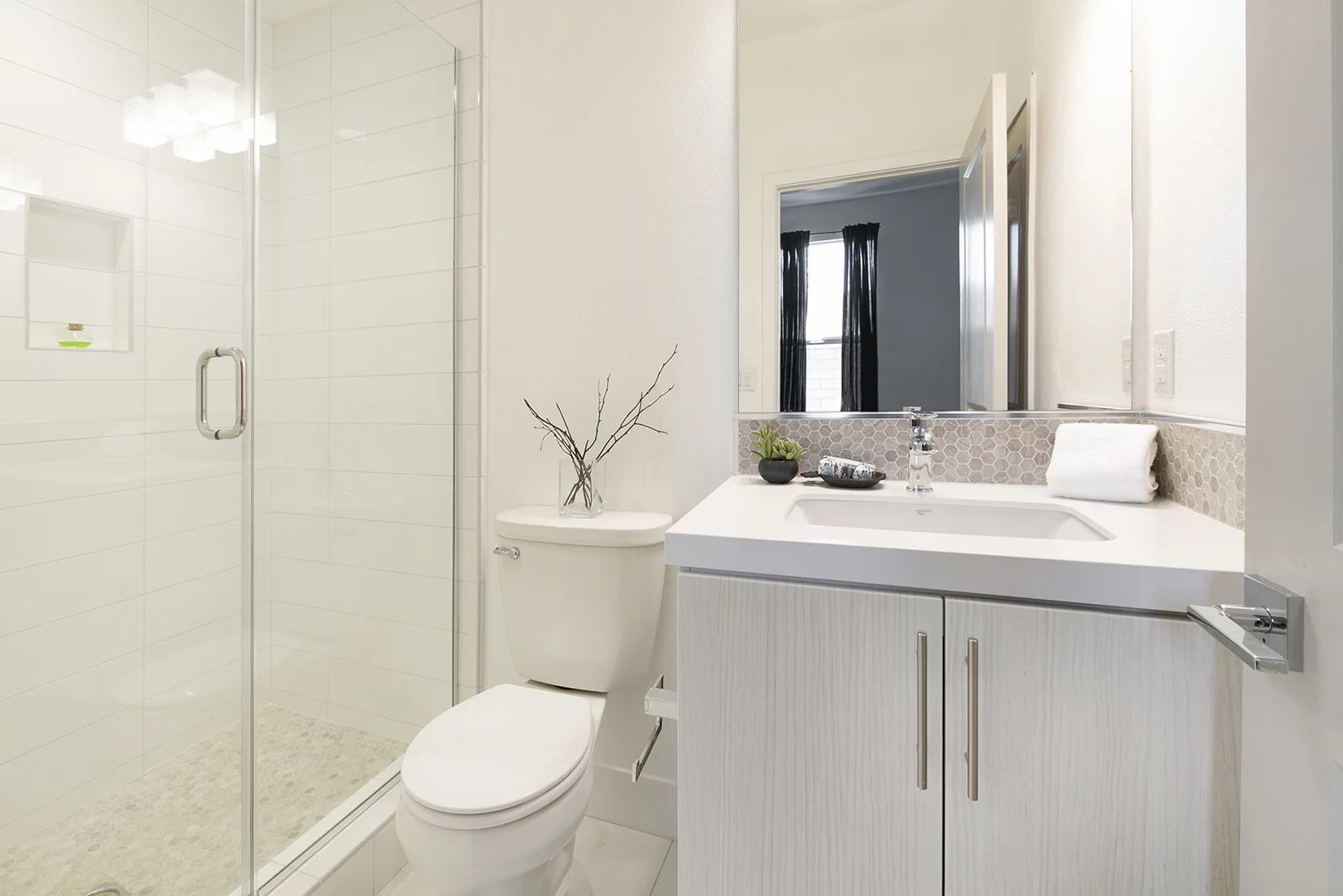 Home #8 - 3 BED | 3.5 BATH | 1,671 SF