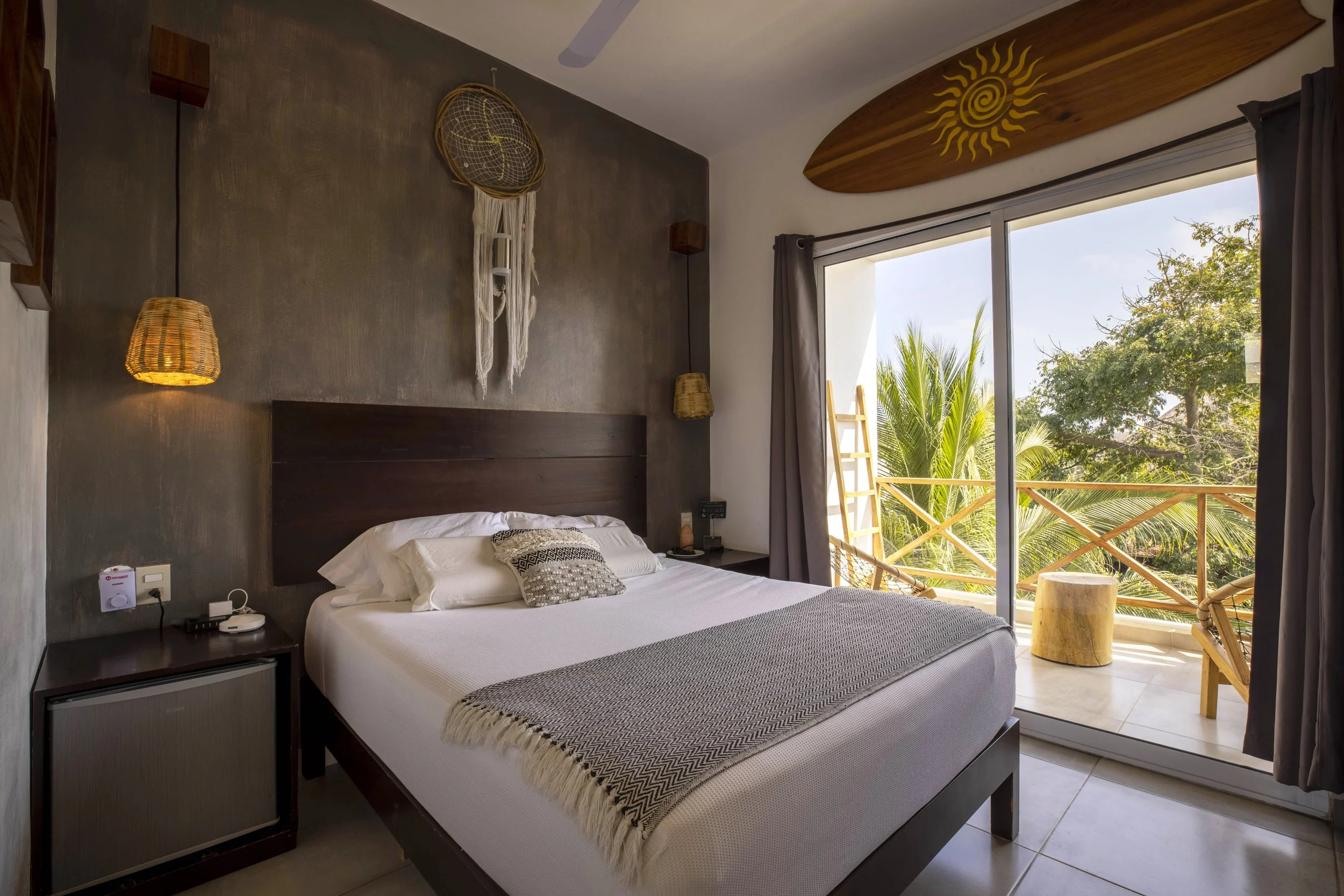 20250308_casa_de_olas_rooms_0147-HDR.jpg