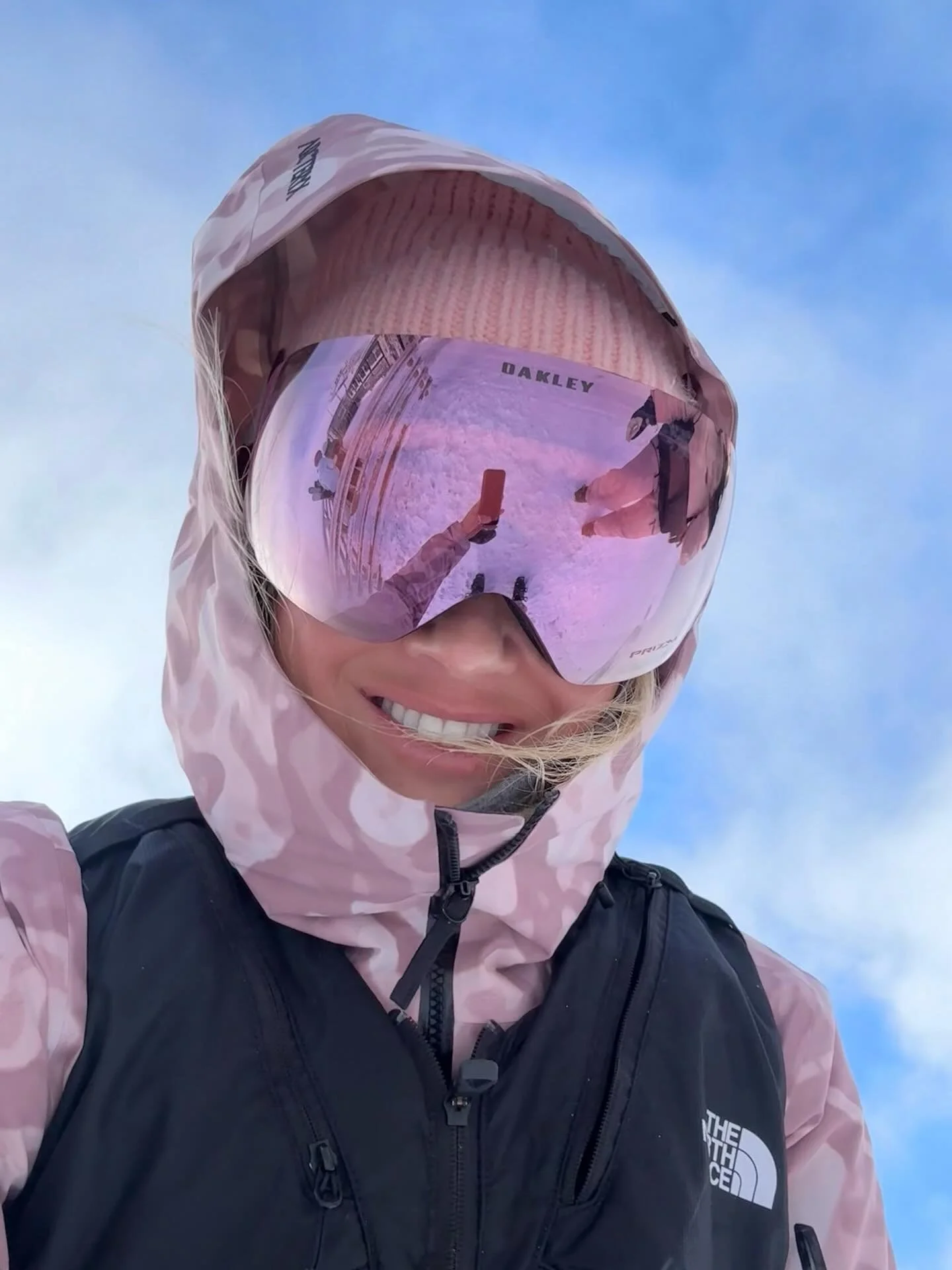 Ode to winter ❄️ thanks to everyone that made memories with me this year, the brands I got to collaborate with, sponsors that supported me, friends that took me on dream trips. Can&rsquo;t wait for next season 🫶🏼✌🏼