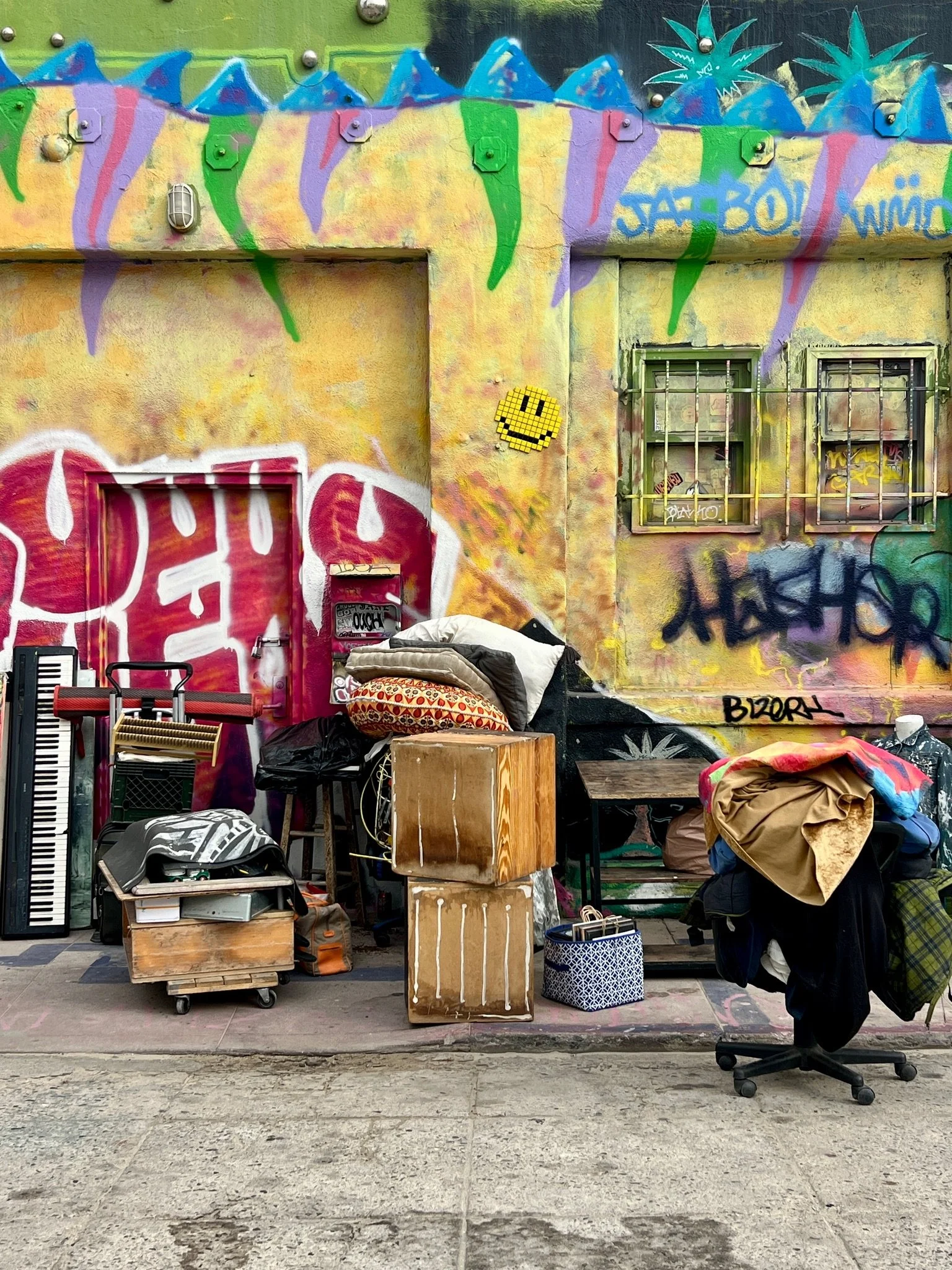 Craig Krull Gallery (B3): Craig Krull | Walking Venice