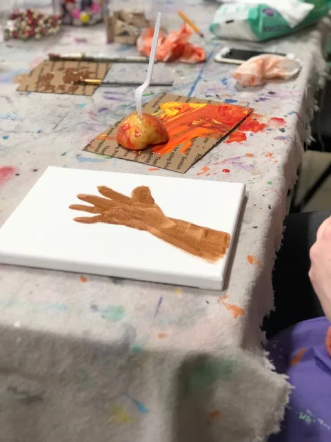 Apple Stamping, how to make a precious Autumn keepsake art project with your toddler